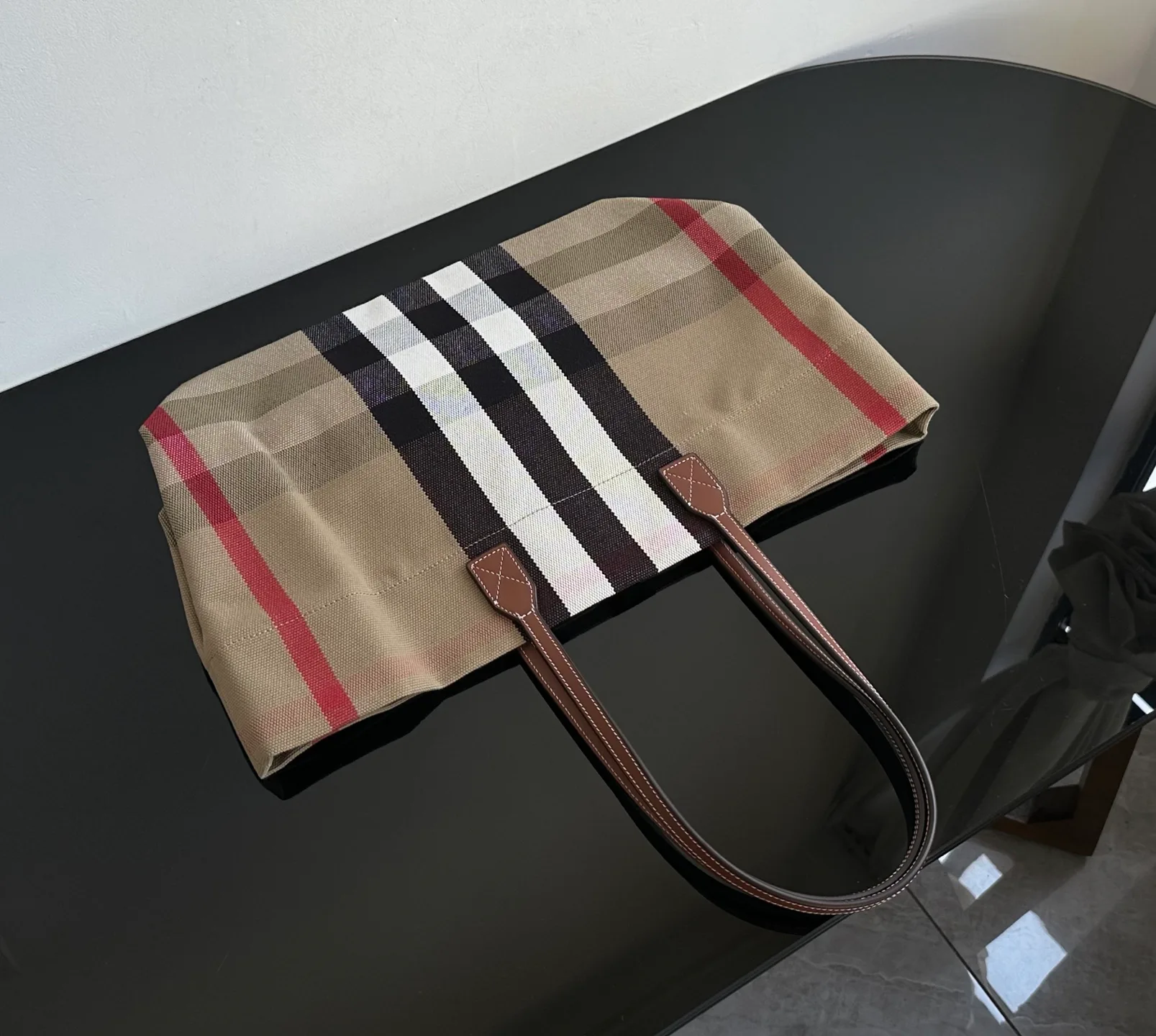 Women's Classic Handbags BURBERRY 18052791