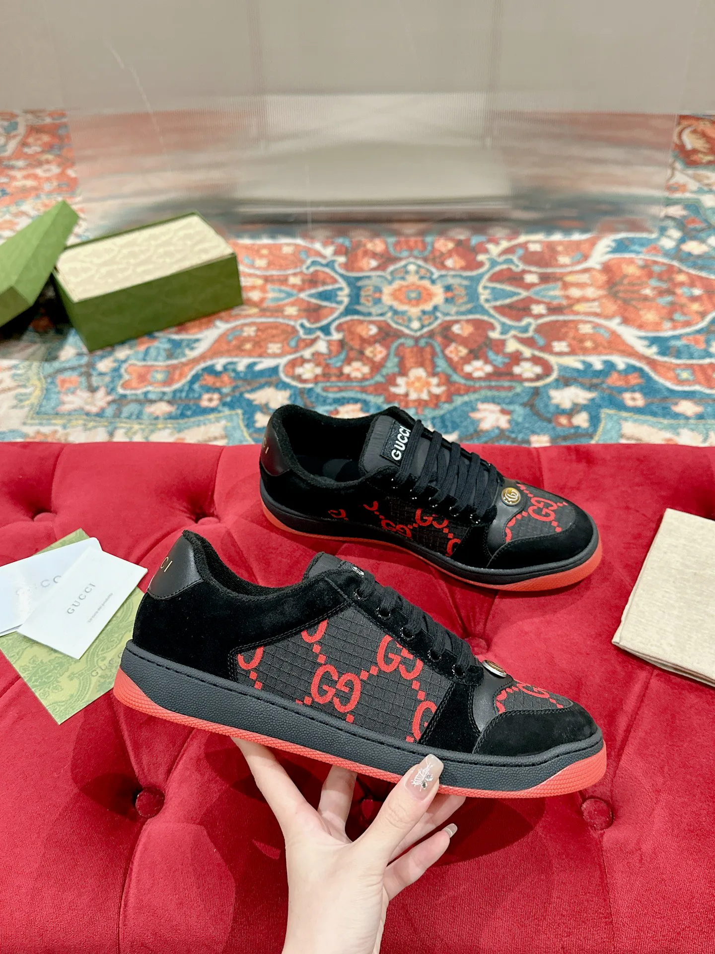 Women's Sneakers GUCCI 17956685
