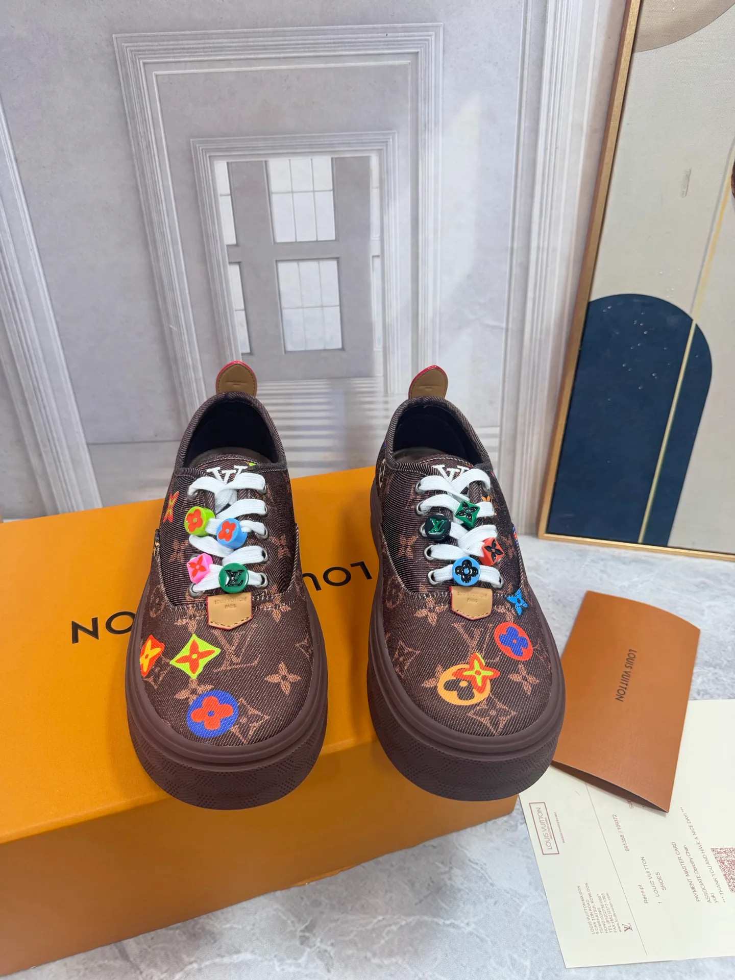 Men's Sneakers LOUIS VUITTON 18190070