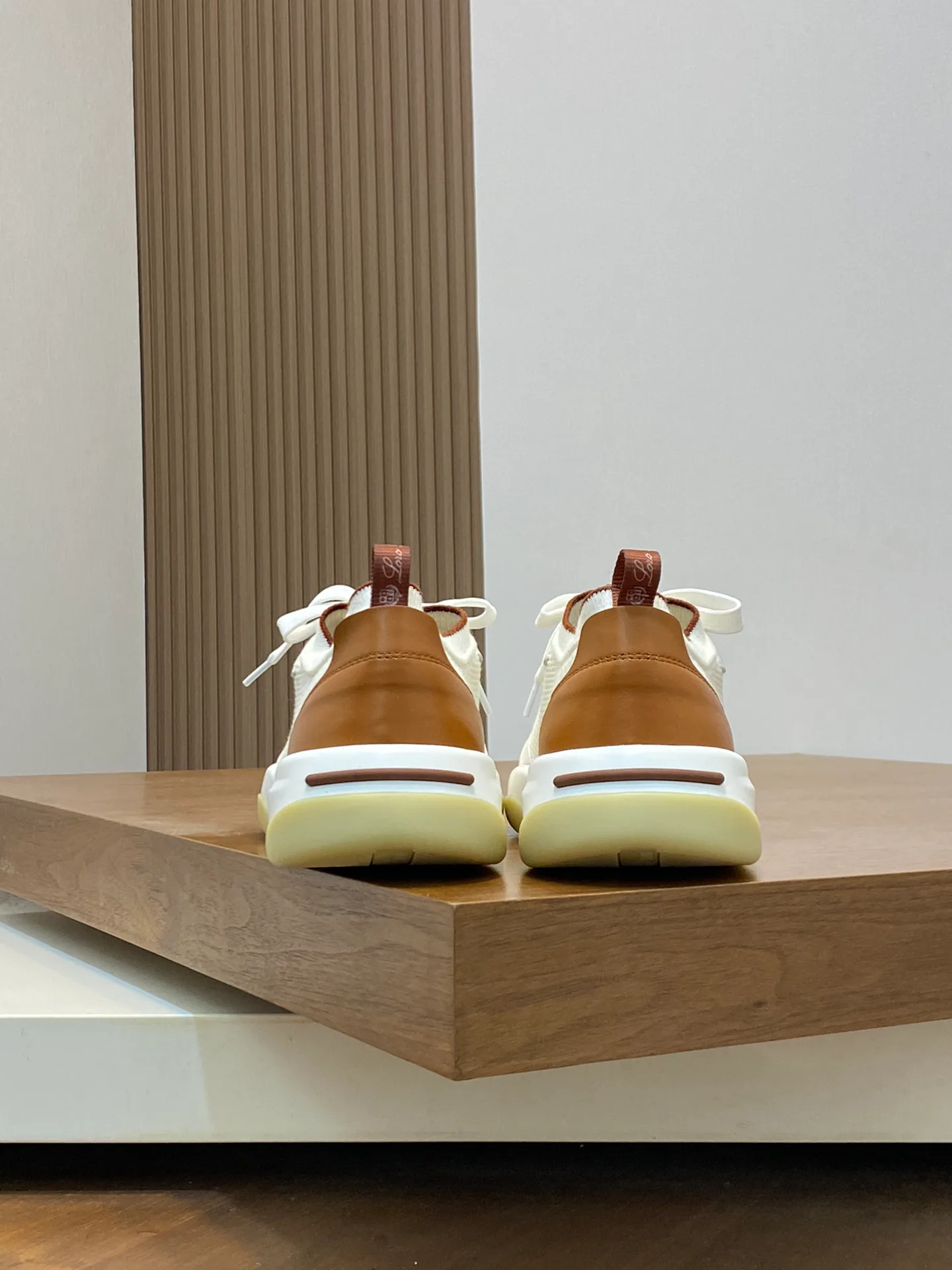 Men's Sneakers LORO PIANA 17862433
