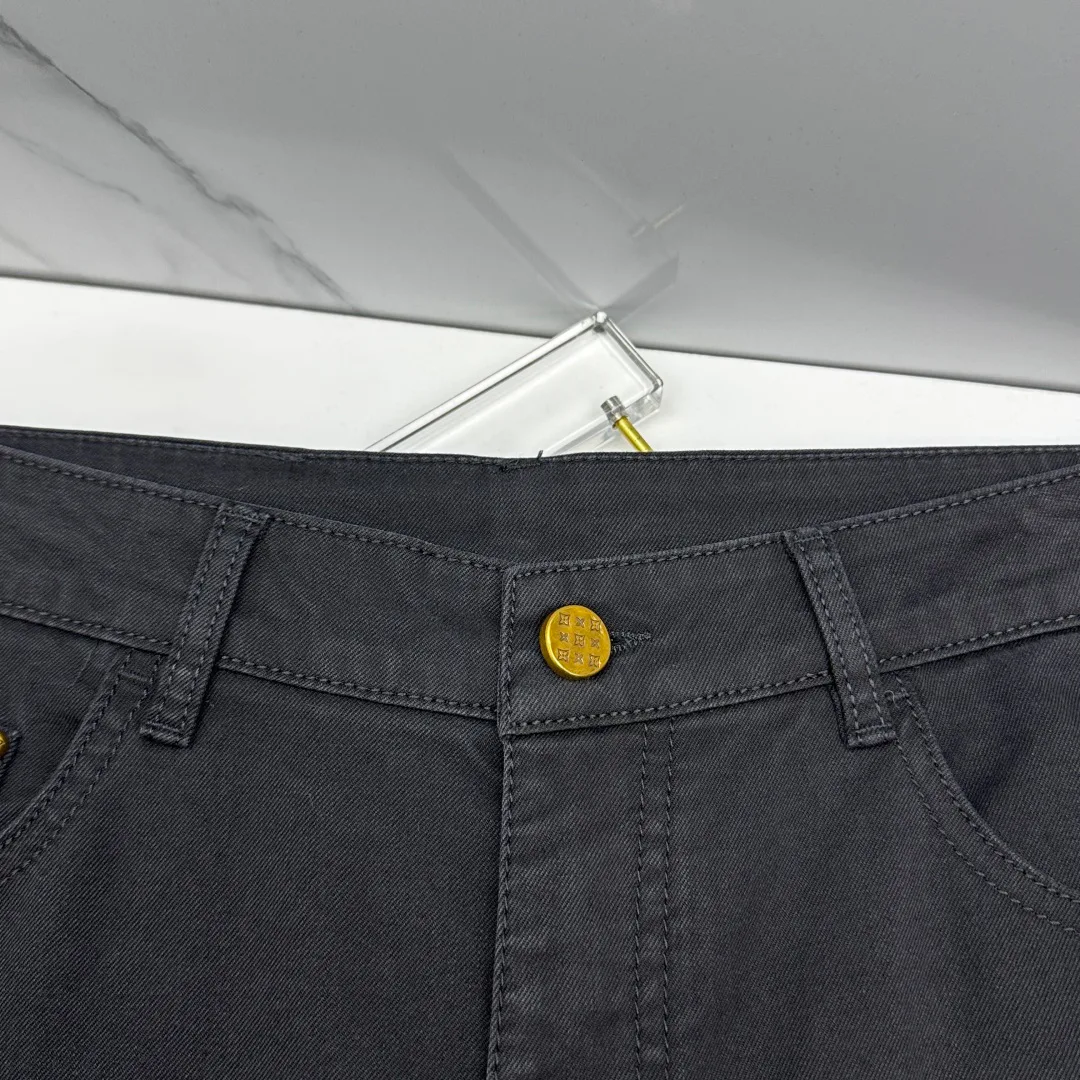 Men's Jeans LOUIS VUITTON 17810335