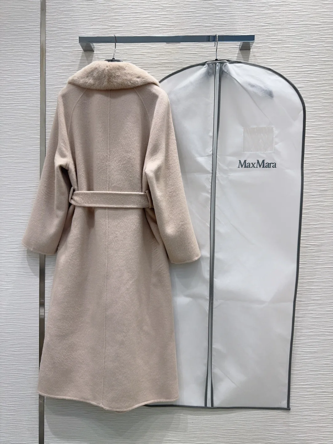 Women's Coats MAX MARA 18172480