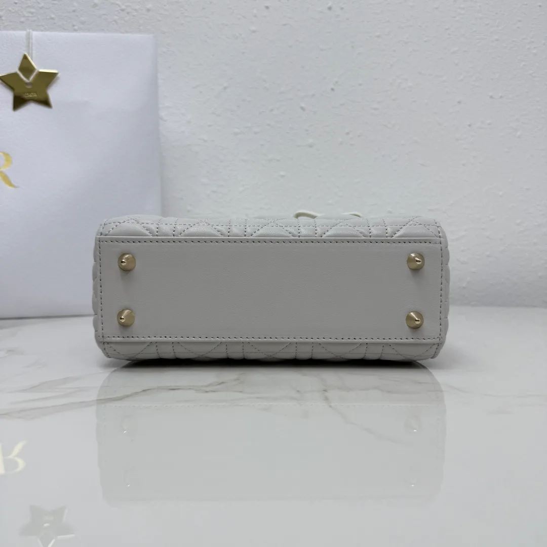 Women's Classic Handbags CHRISTIAN DIOR 17601417