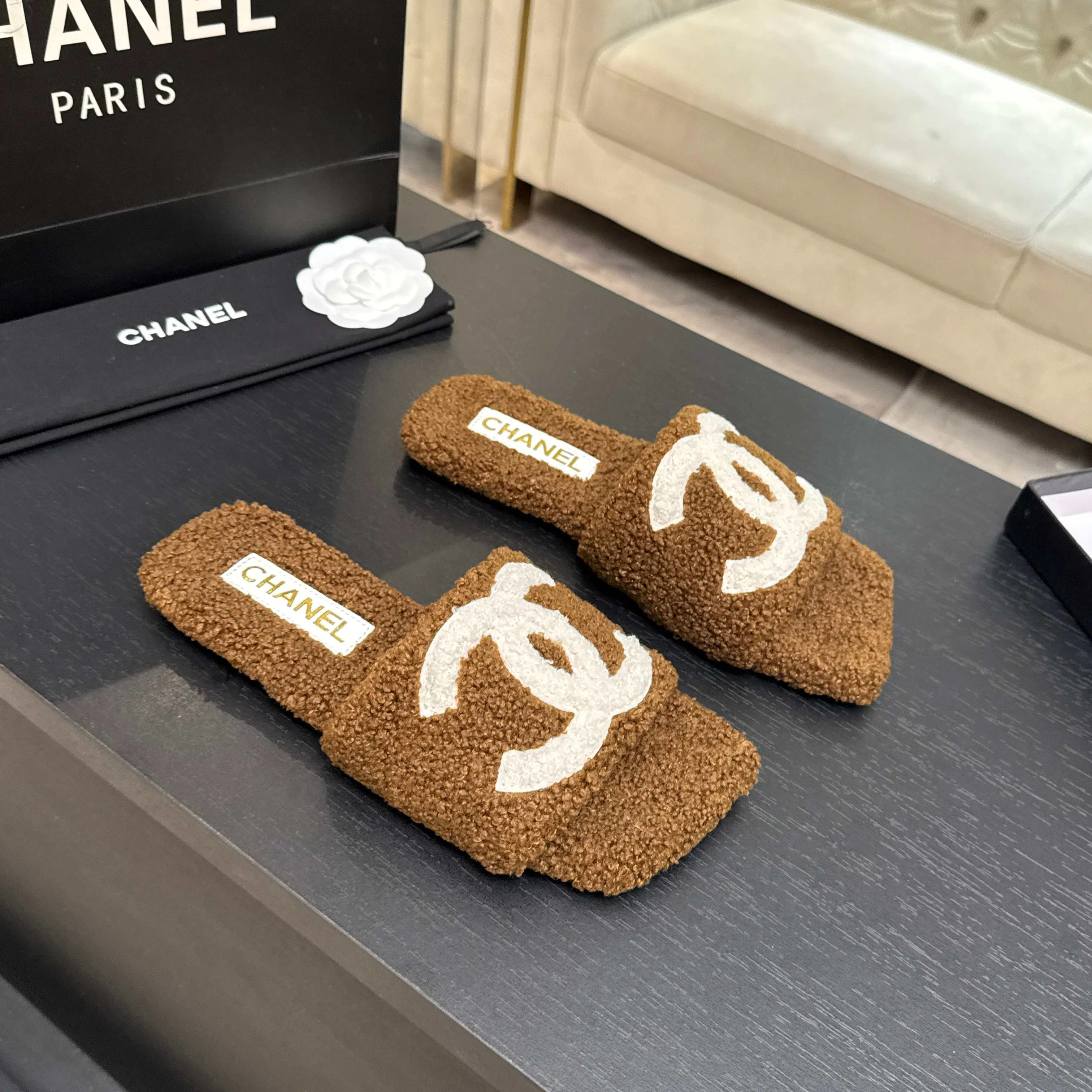 Women's Slippers CHANEL 18501008