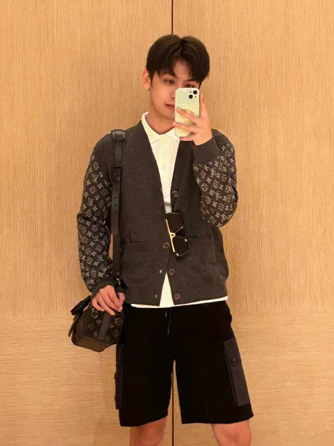 Men's Jumpers And Sweaters LOUIS VUITTON 17740874