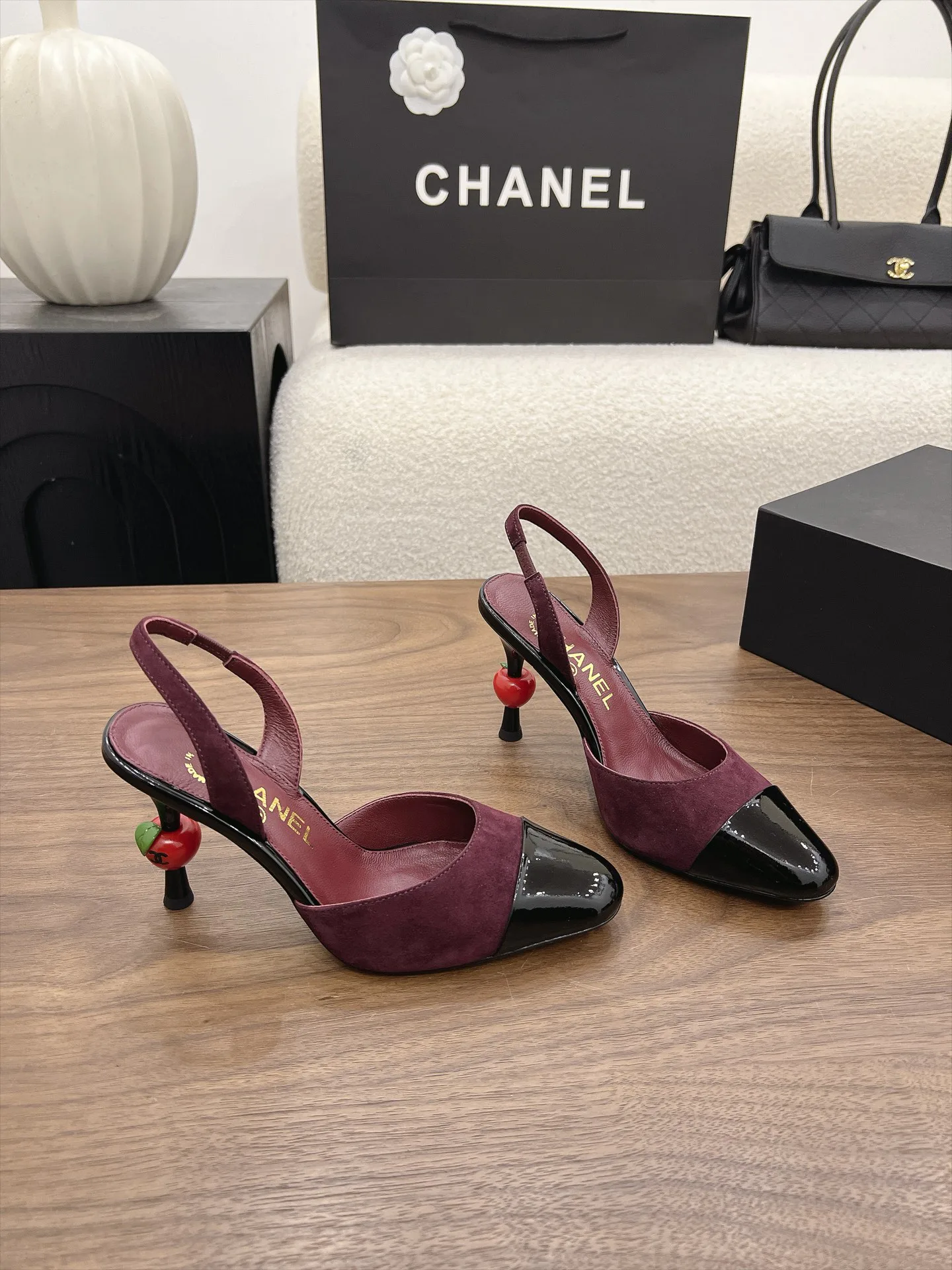 Women's Heels CHANEL 17815435