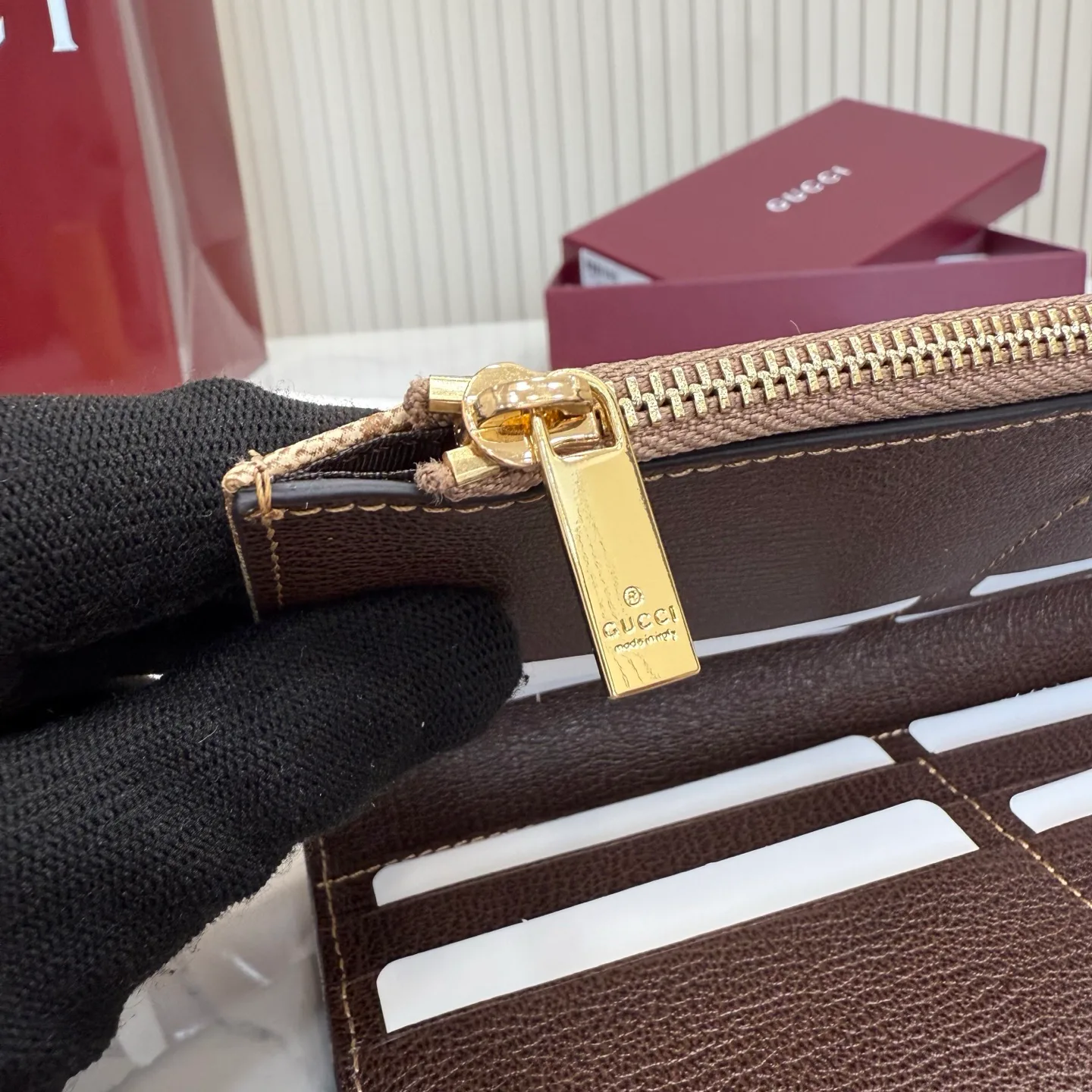 Women's Clutches GUCCI 17948300