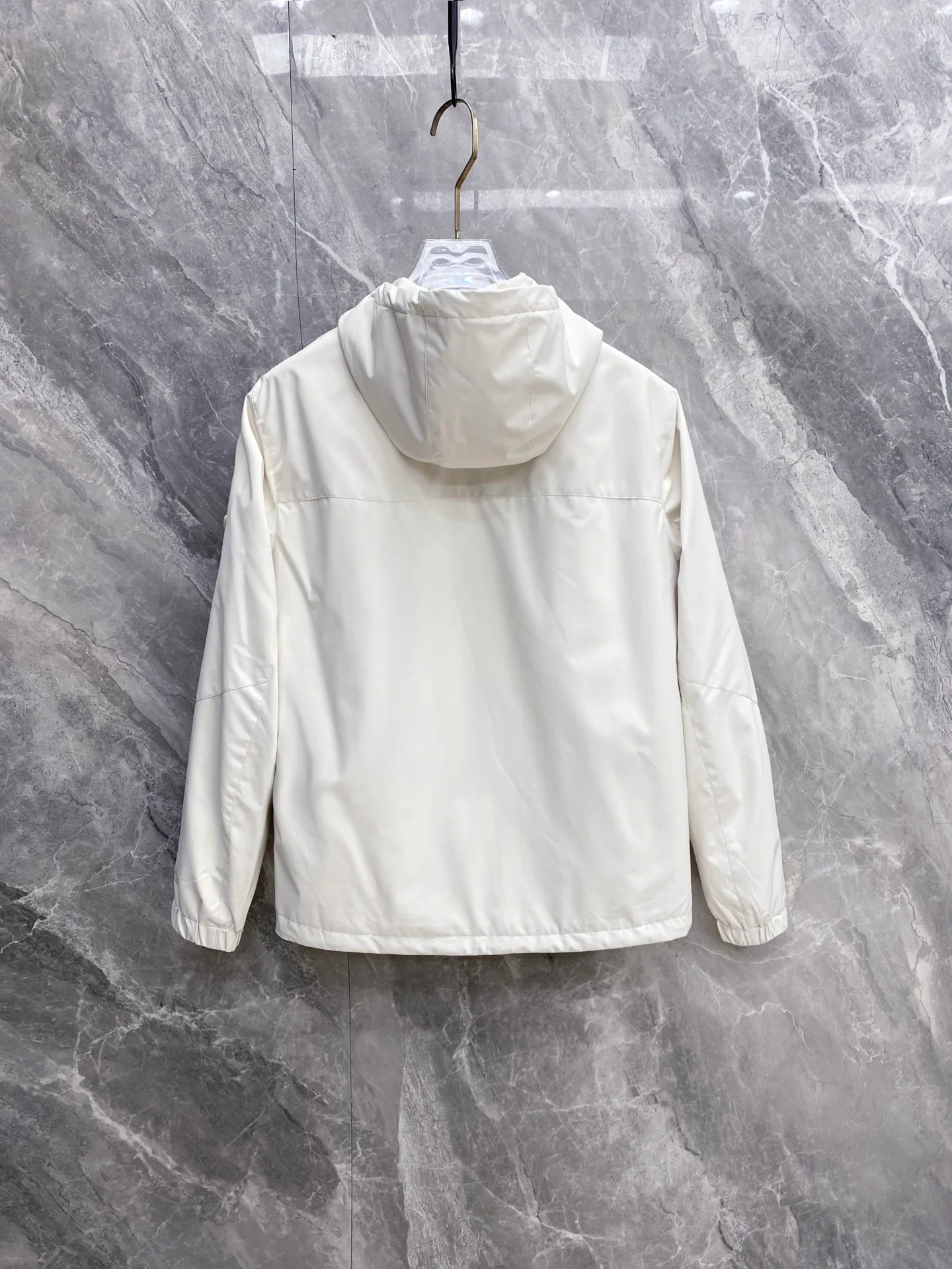 Women's Jackets And Down Jackets MONCLER 18178786