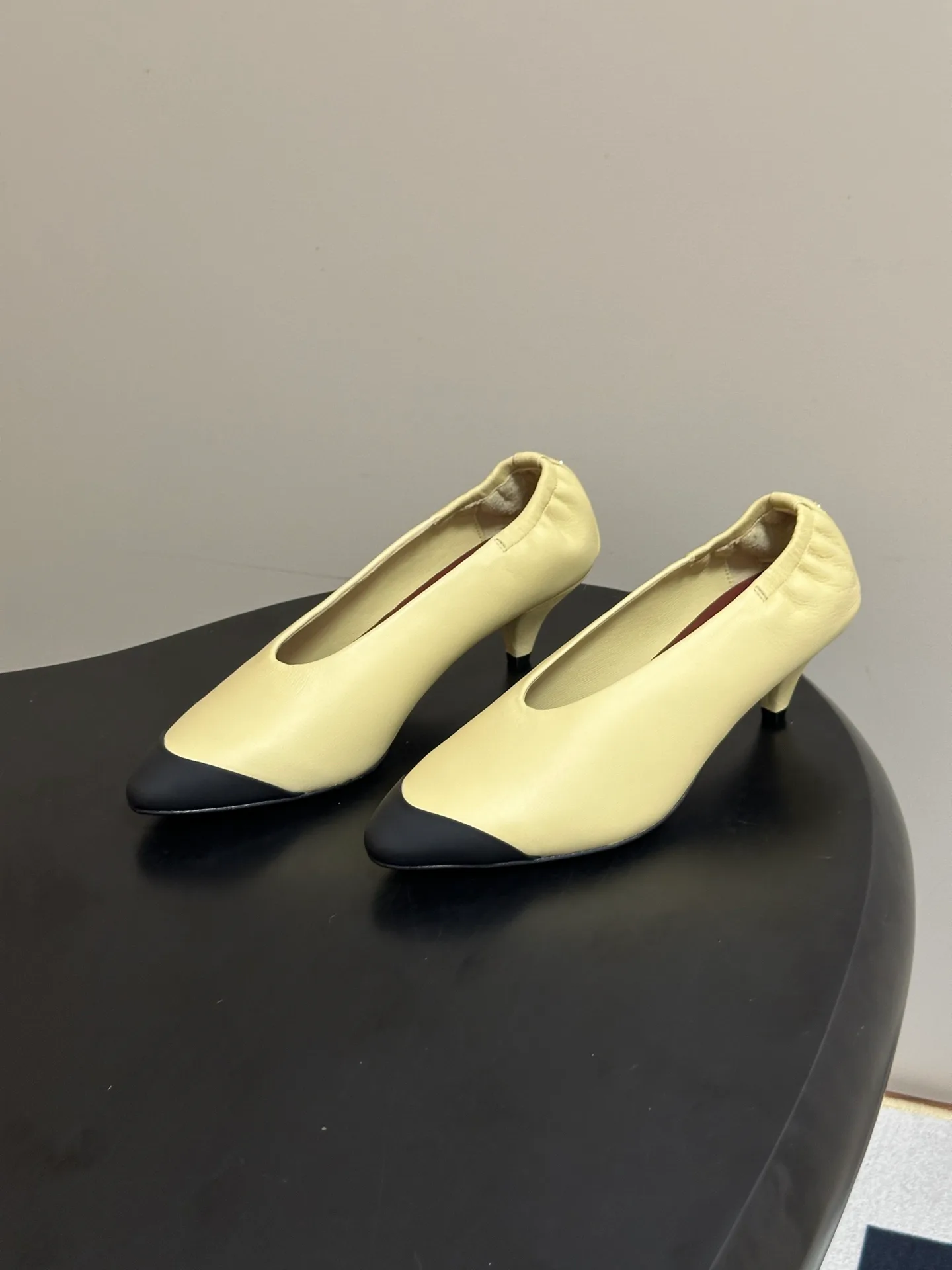 Women's Heels CHANEL 18049190