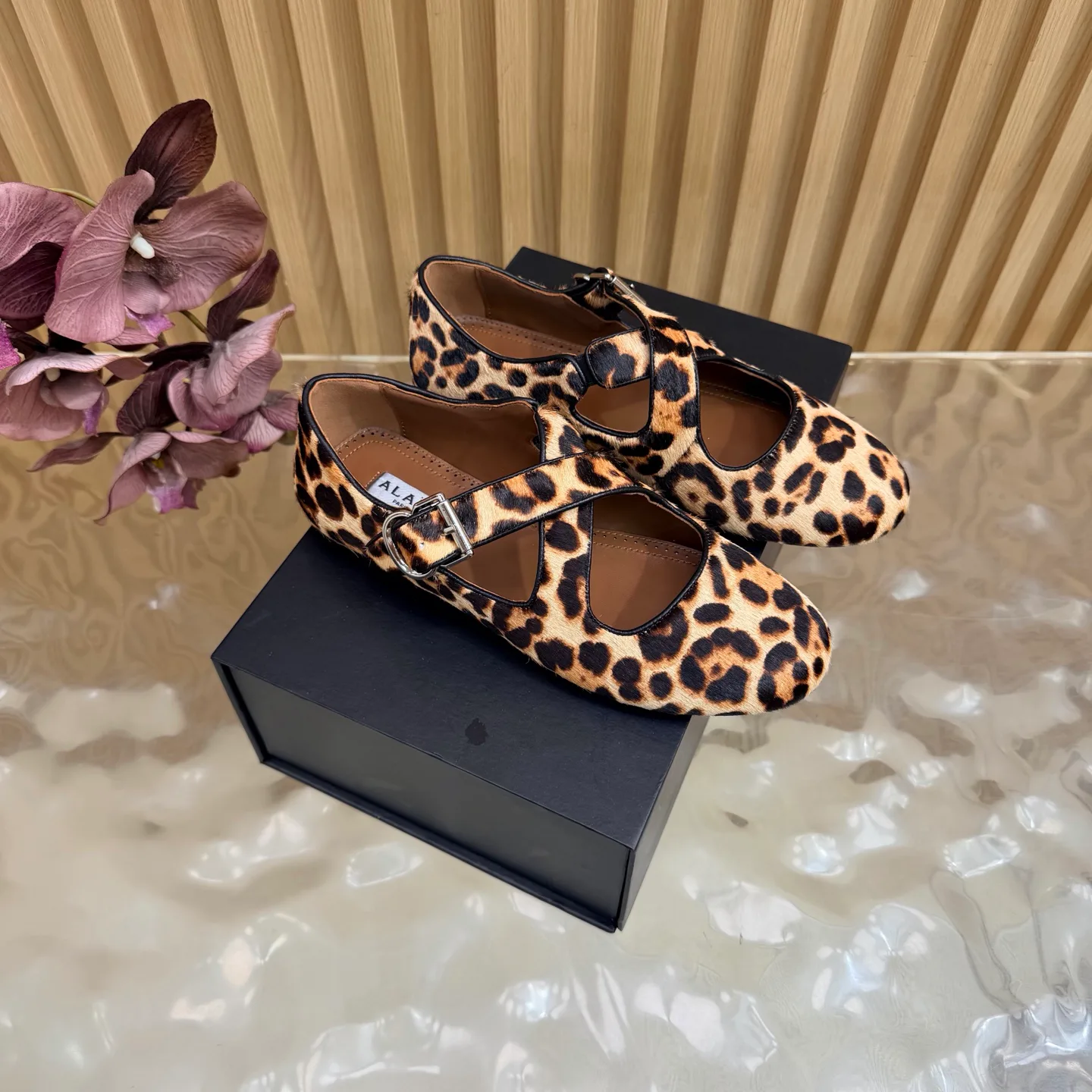 Women's Ballet Flats ALAIA 18400978