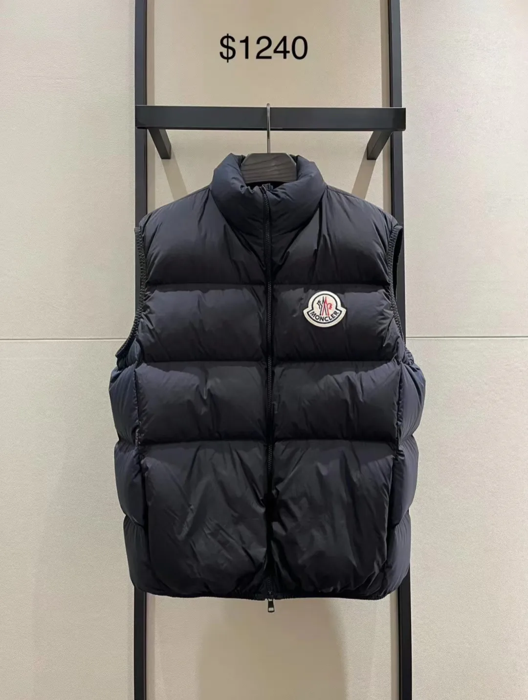 Women's Vests MONCLER 18007561