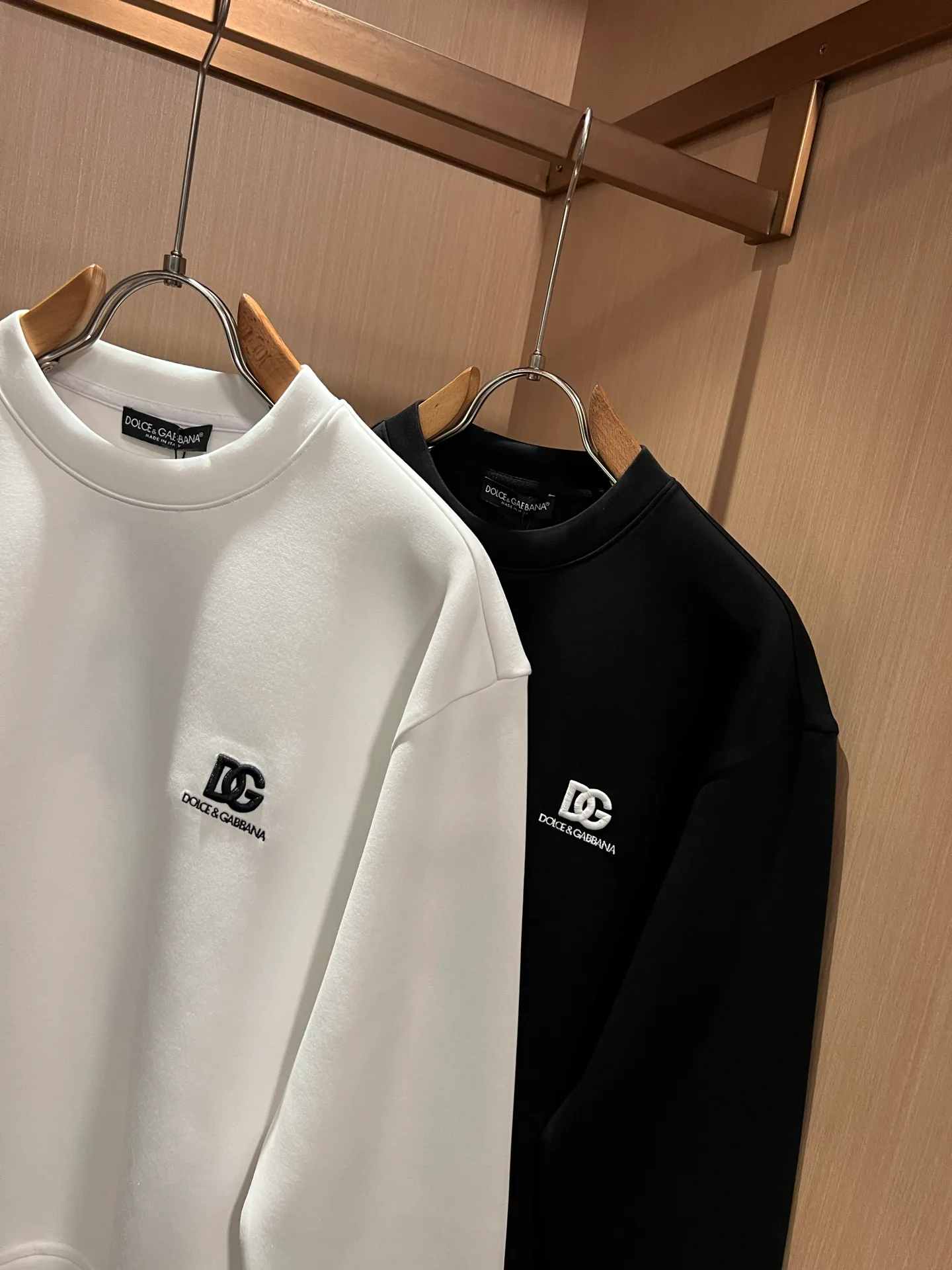 Men's Sweatshirts And Hoodies DOLCE & GABBANA 18519630