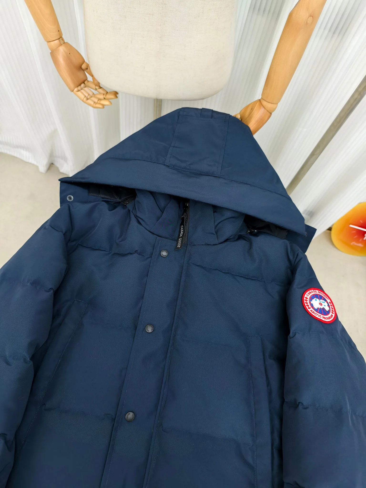 Куртки И Пуховики Мужские Canada Goose 18684527