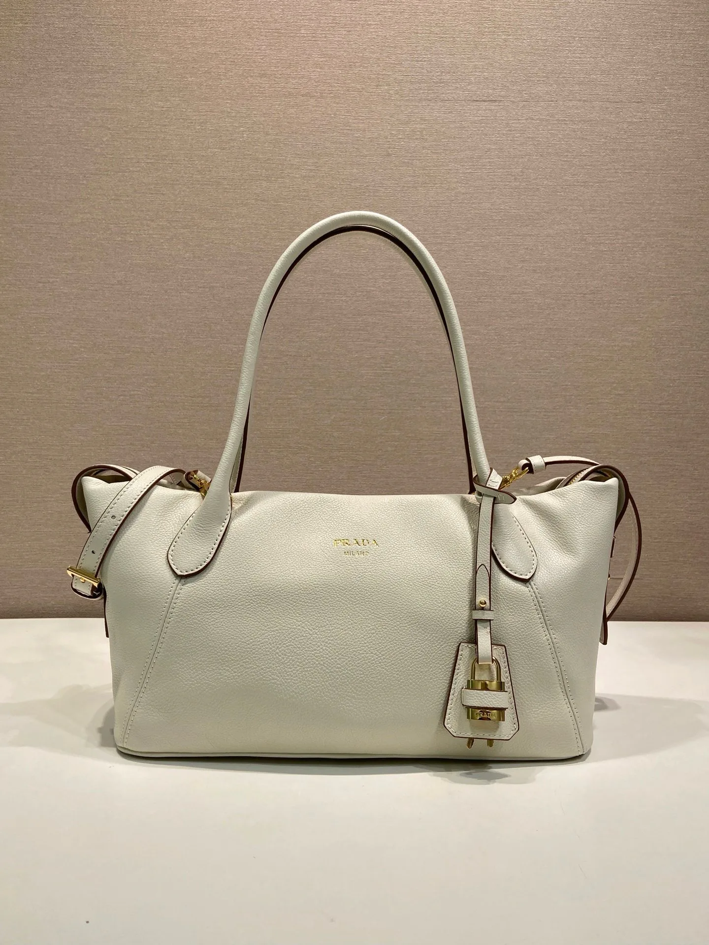Women's Classic Handbags PRADA 16970635