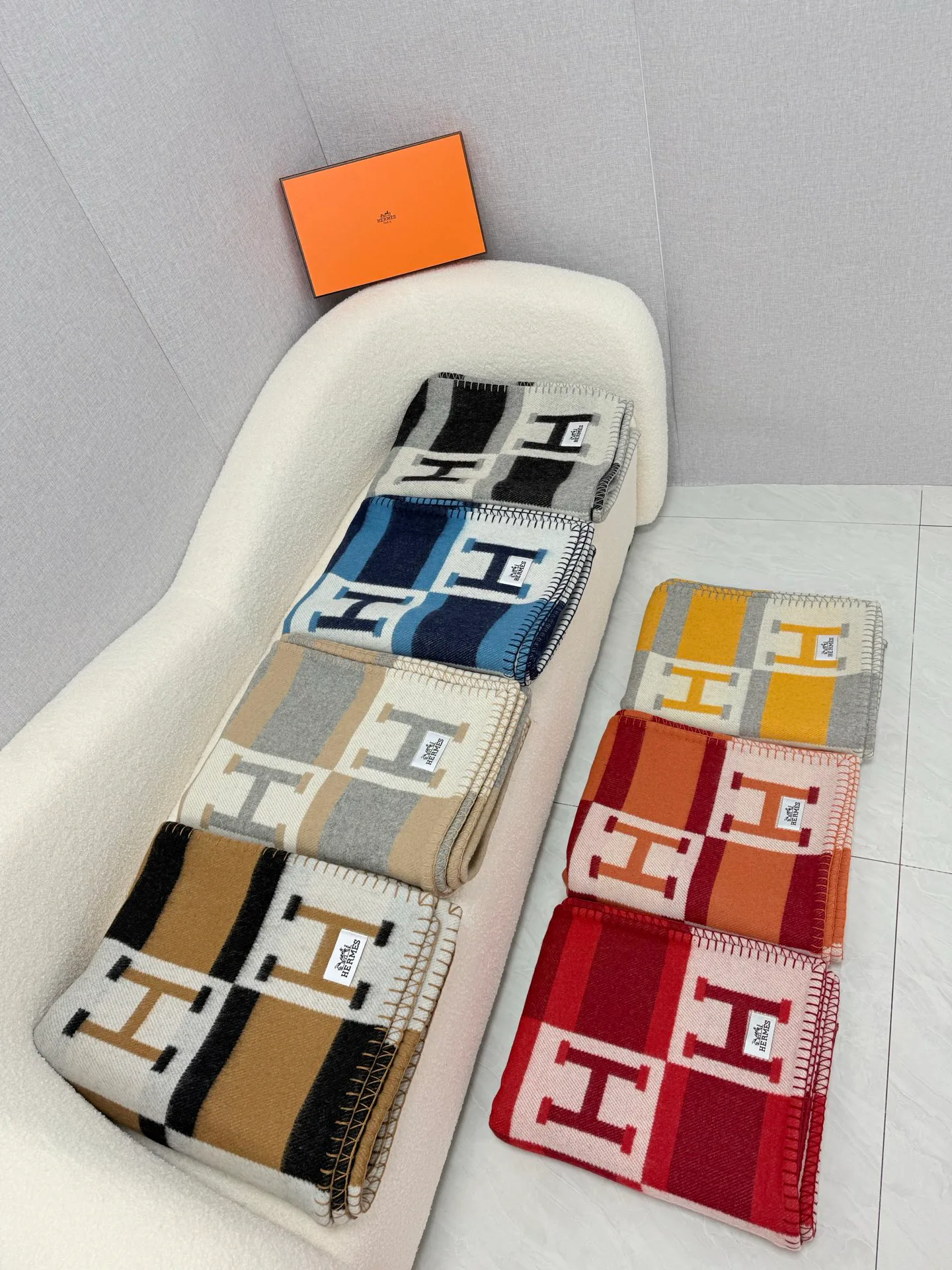 Textiles HERMES 18222650