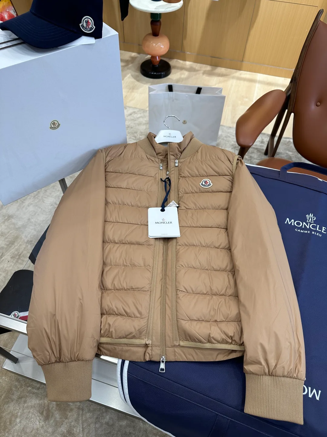 Men's Jackets And Down Jackets MONCLER 18359920