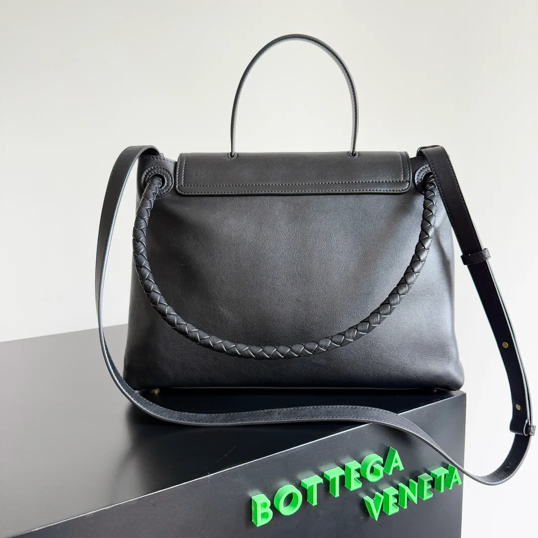 Women's Classic Handbags BOTTEGA VENETA 16878916