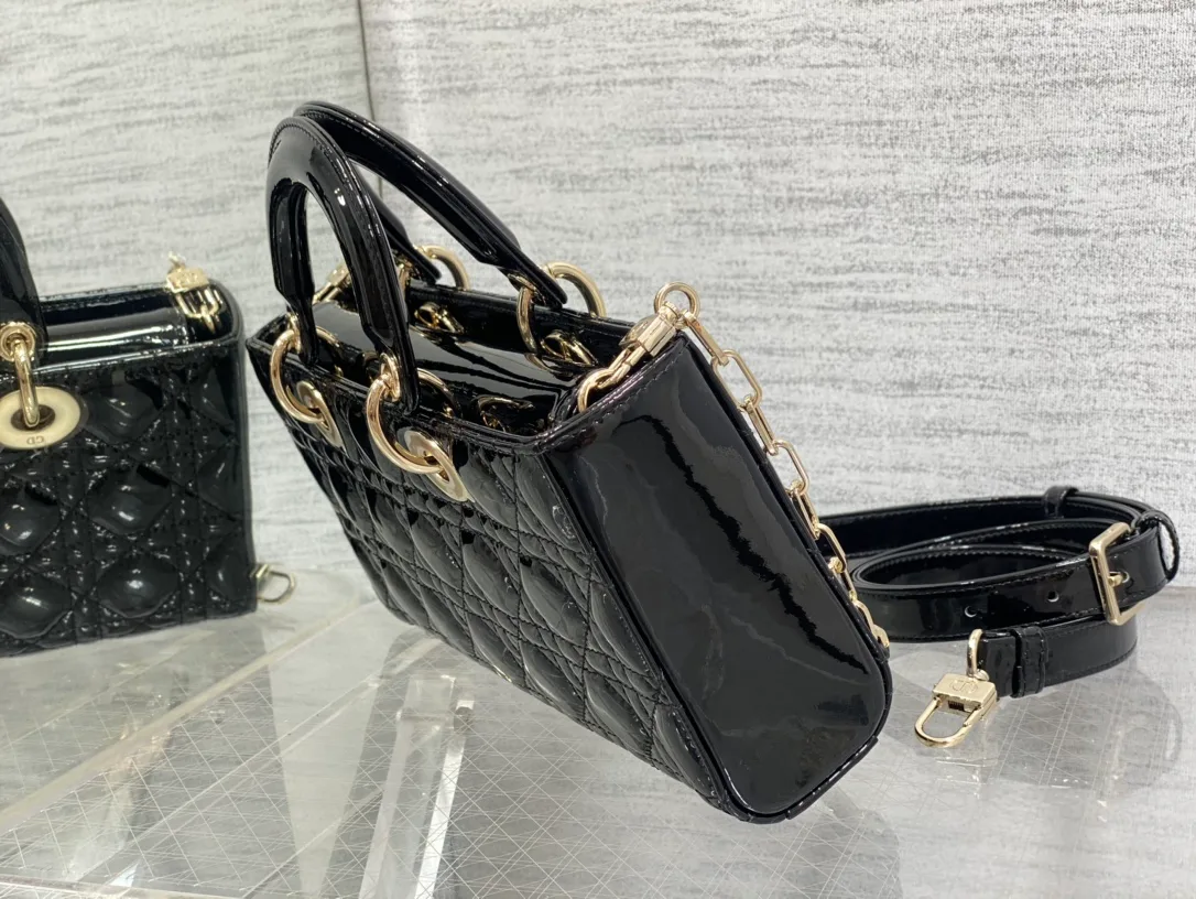 Women's Classic Handbags CHRISTIAN DIOR 17770457