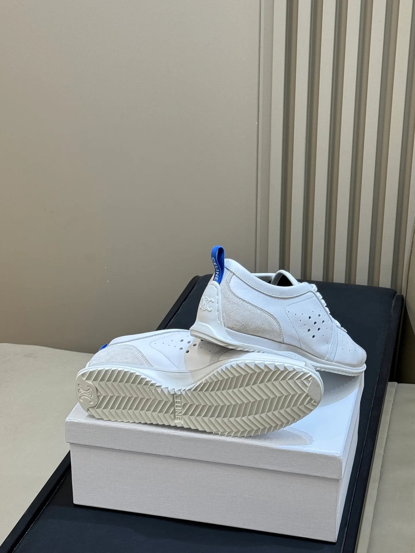 Women's Sneakers CELINE 18073019