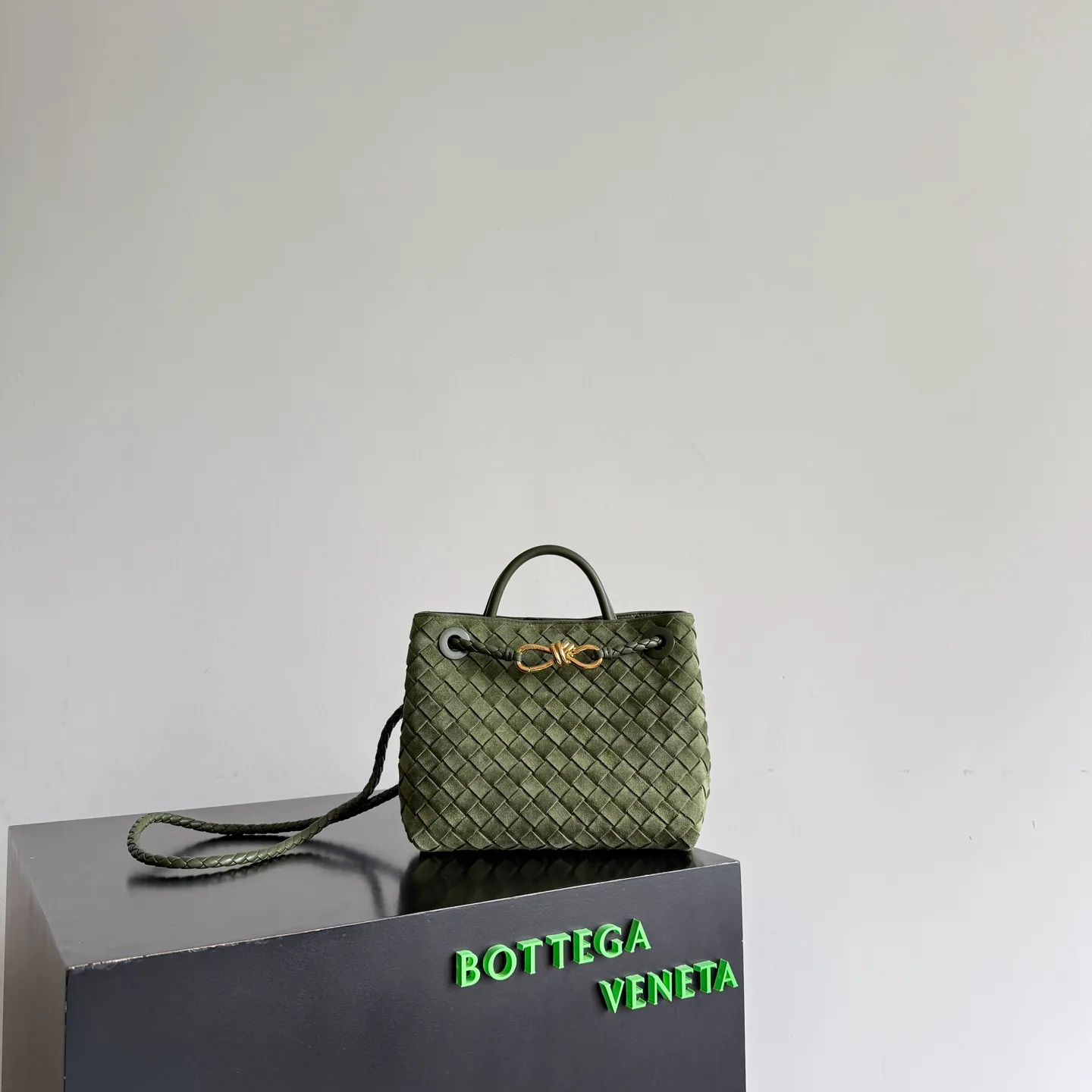 Women's Classic Handbags BOTTEGA VENETA 18367479