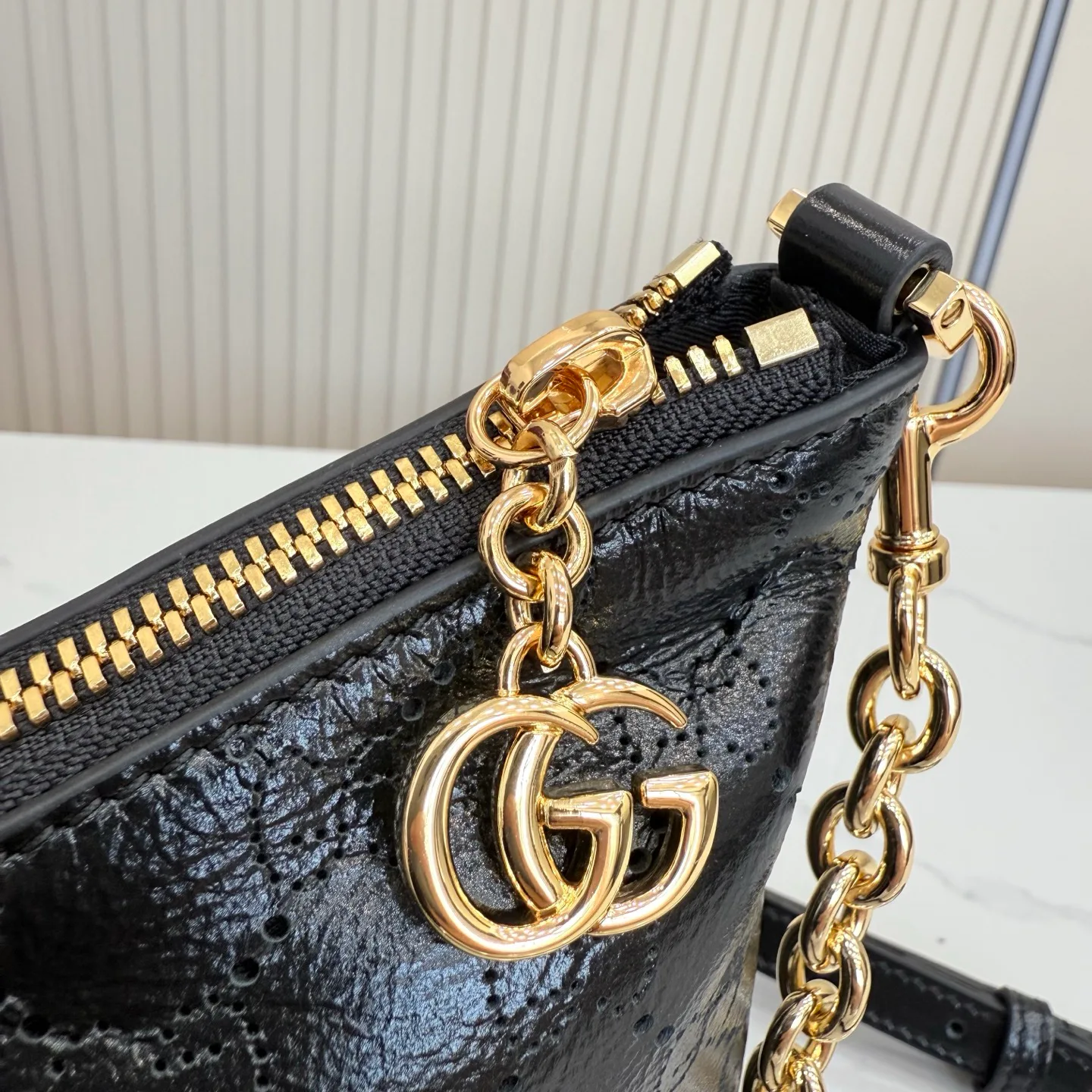 Women's Classic Handbags GUCCI 17872505