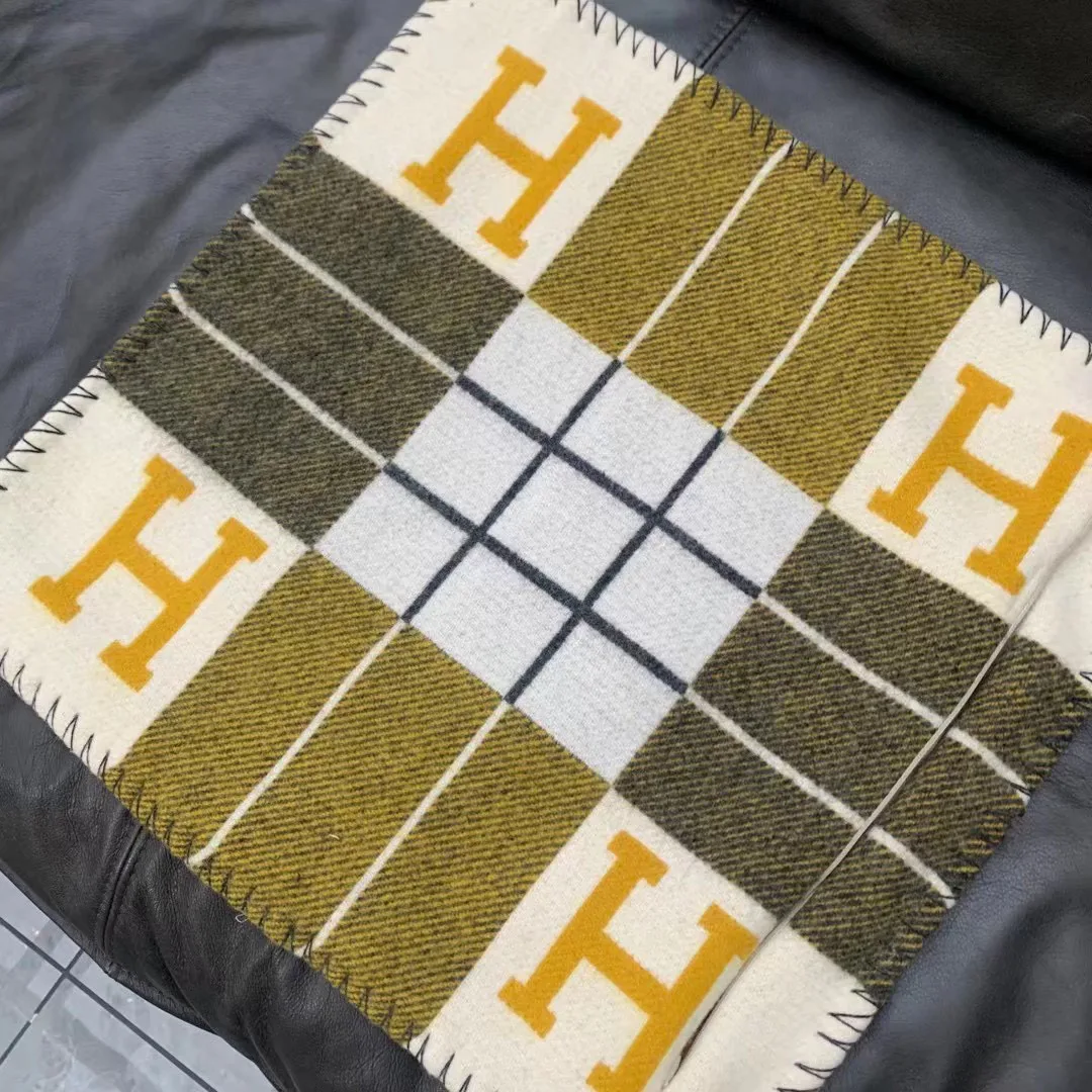 Textiles HERMES 18222641