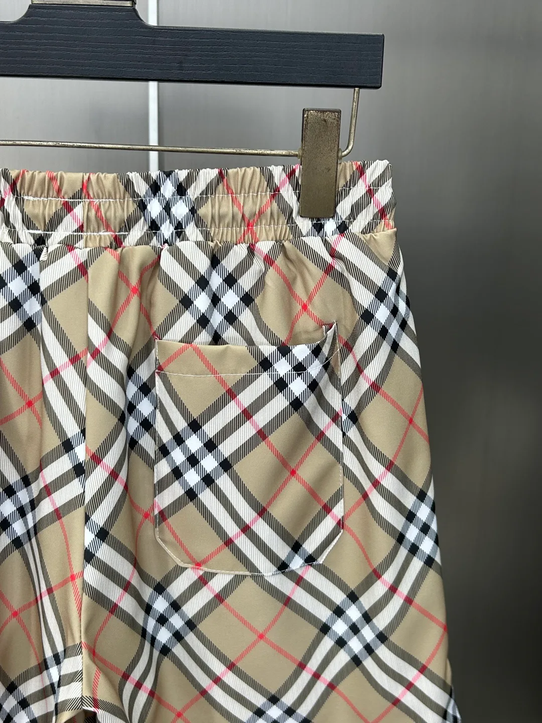 Men's Shorts BURBERRY 16860187