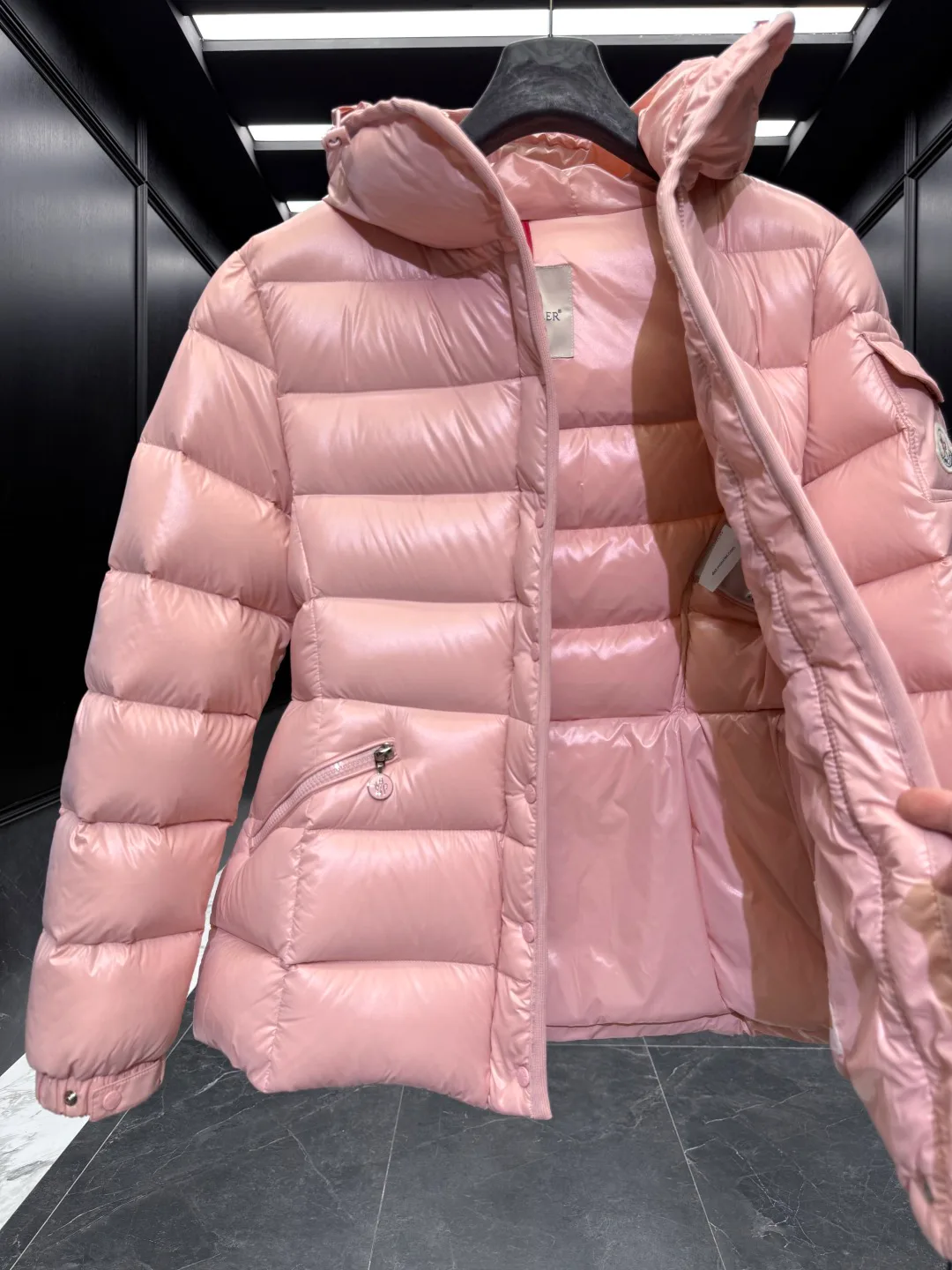 Men's Jackets And Down Jackets MONCLER 18492198