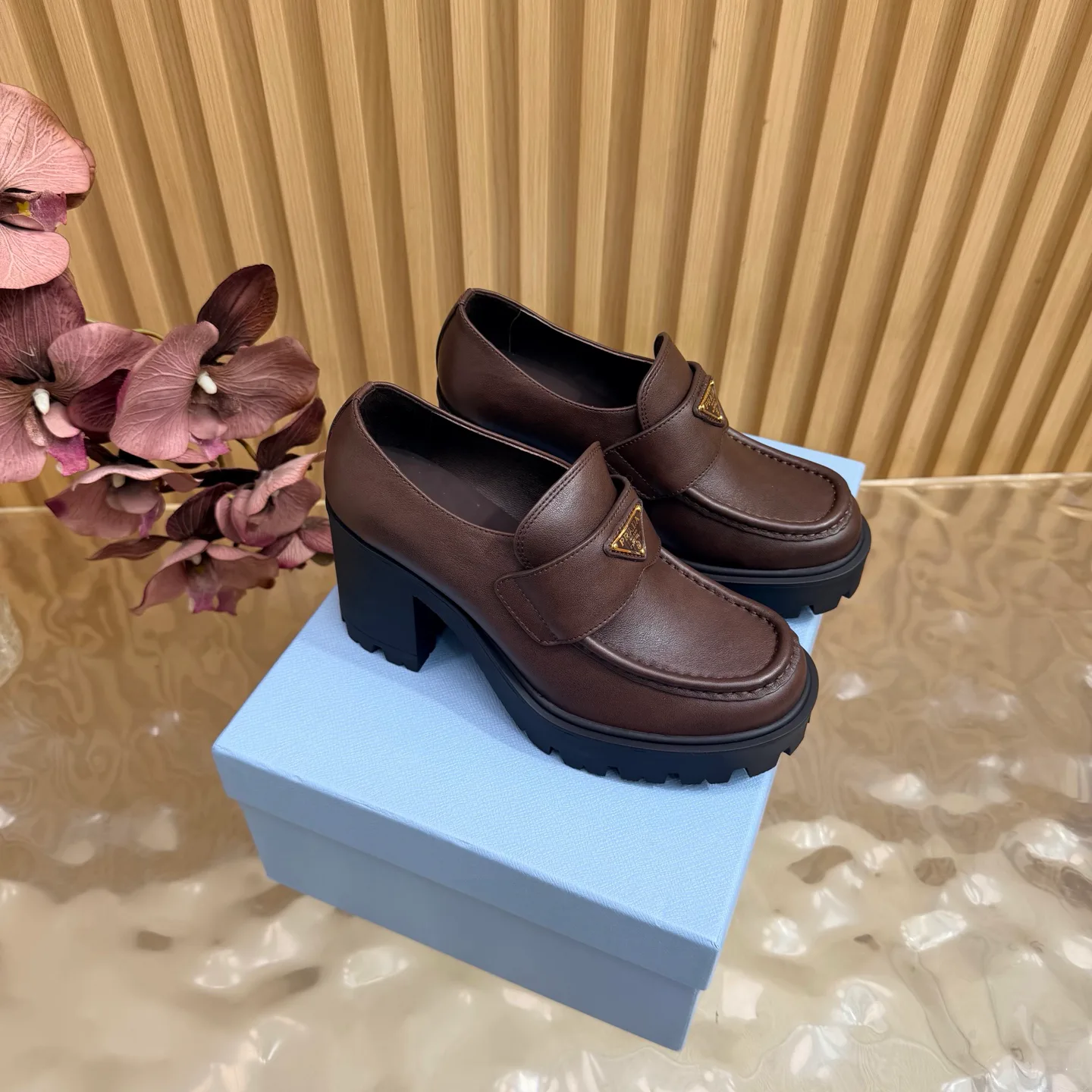 Women's Loafers And Moccasins PRADA 18235126