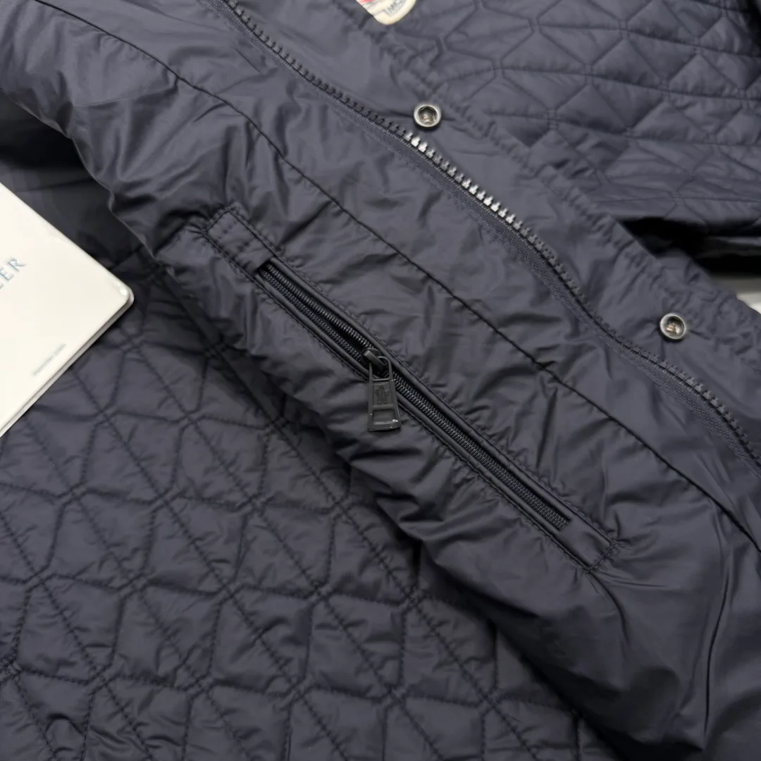 Men's Jackets And Down Jackets MONCLER 18431170