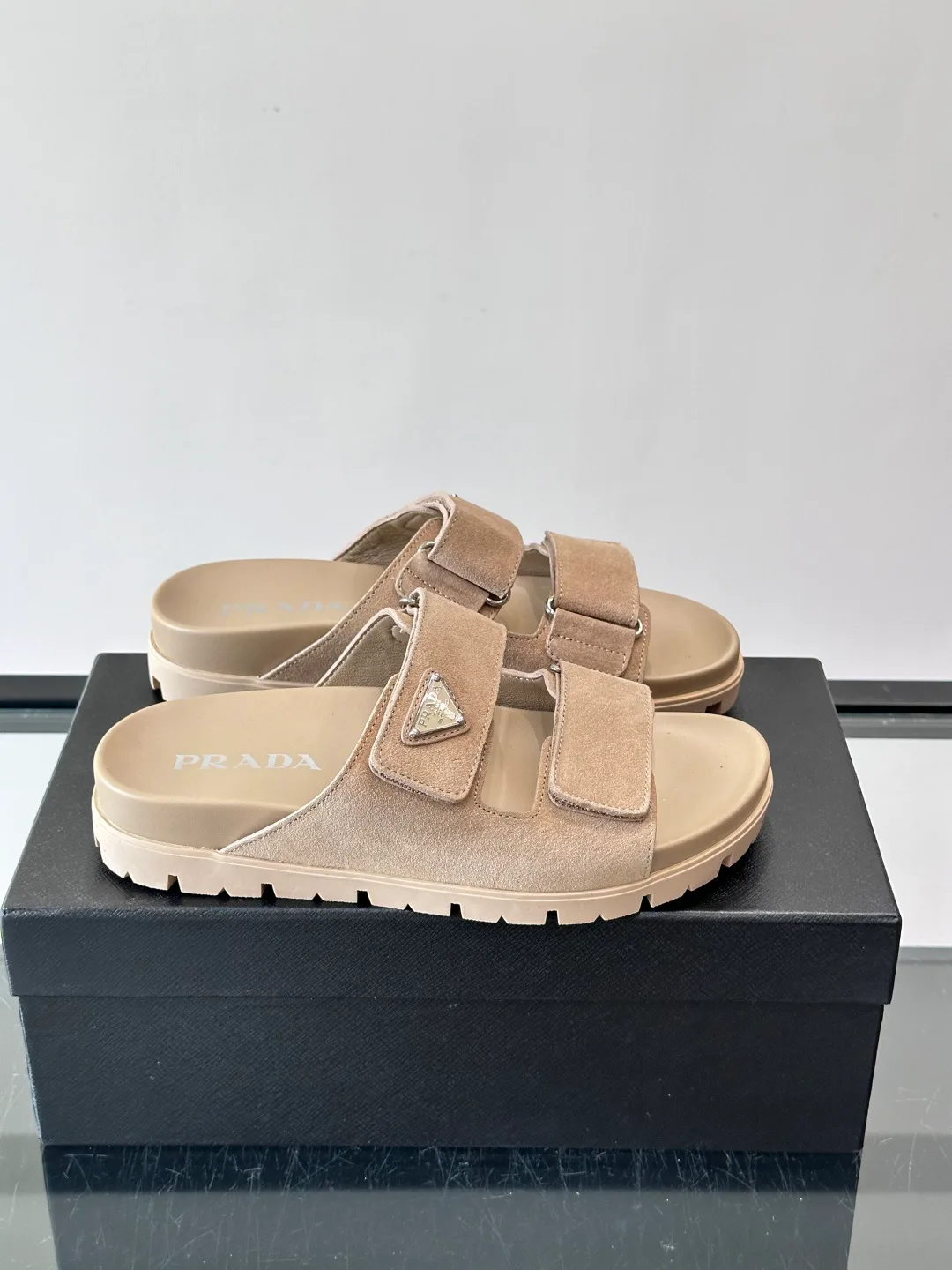 Women's Flip-Flops PRADA 17689185