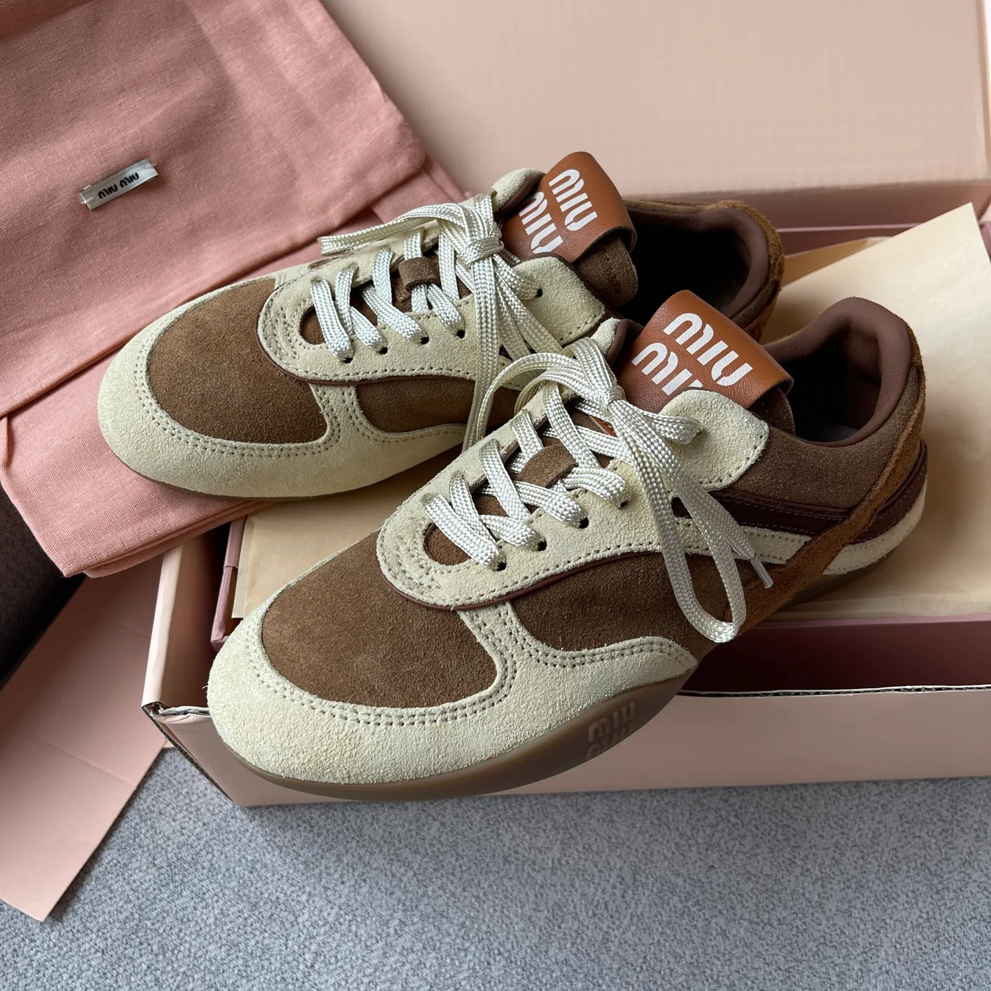 Women's Sneakers MIU MIU 18066333