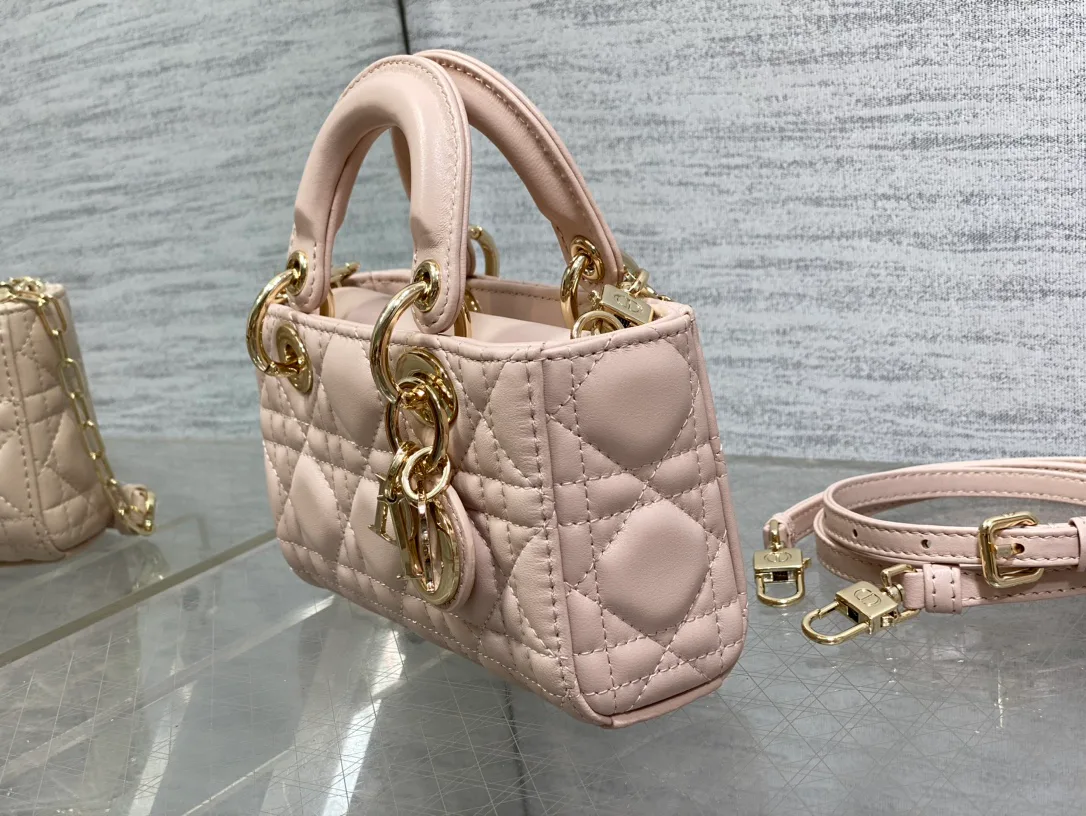 Women's Classic Handbags CHRISTIAN DIOR 17770403