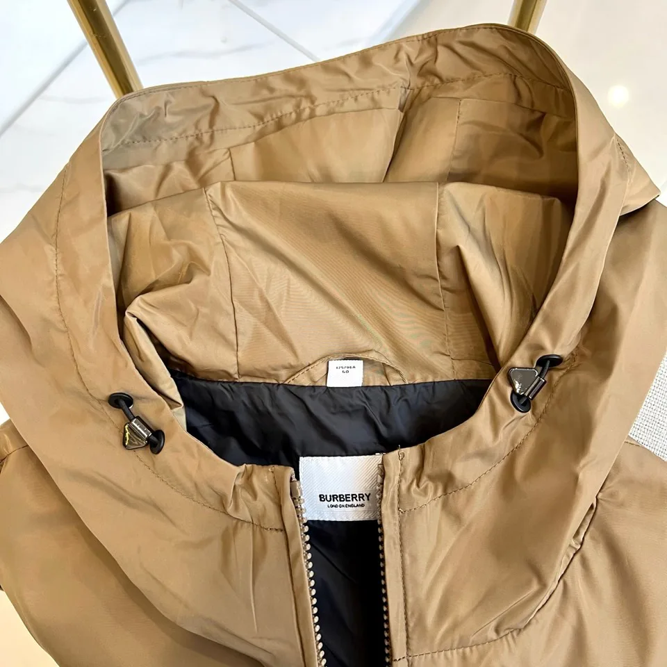 Men's Jackets And Down Jackets BURBERRY 18416788