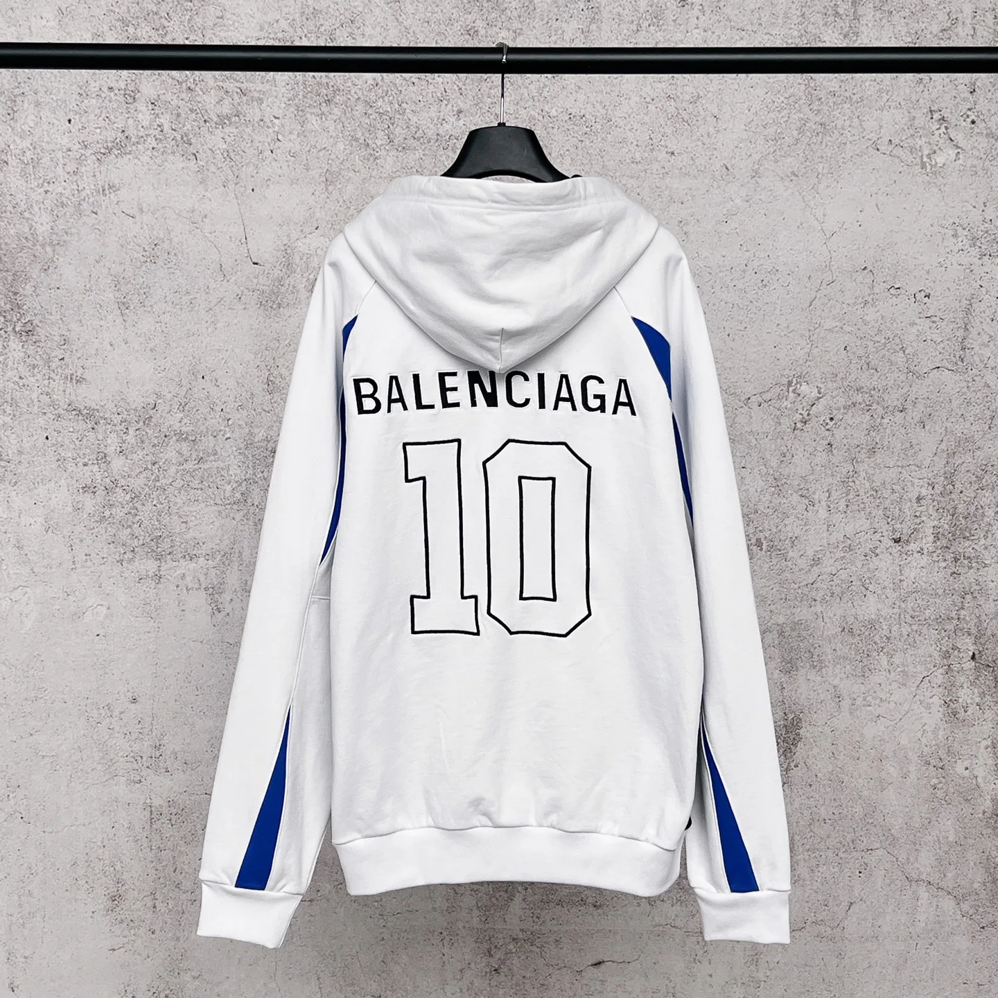 Men's Sweatshirts And Hoodies BALENCIAGA 17974887