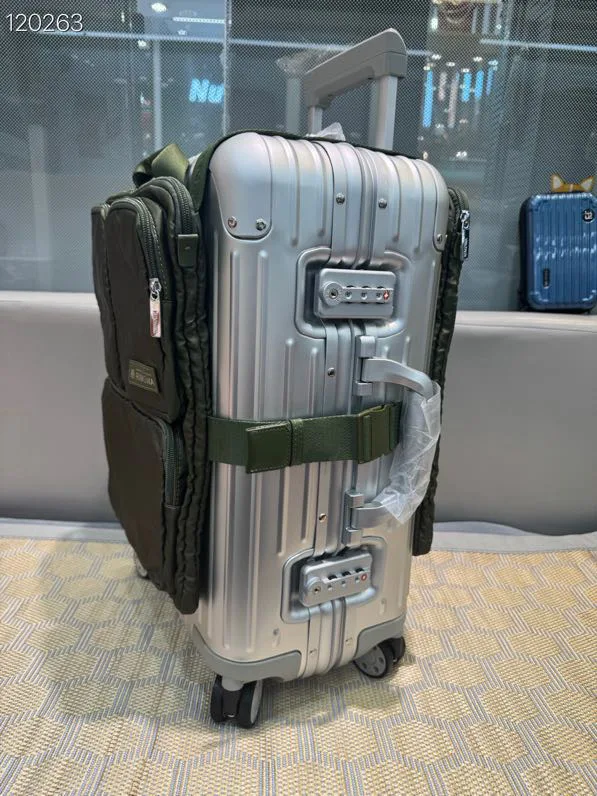 Suitcases RIMOWA 17852222