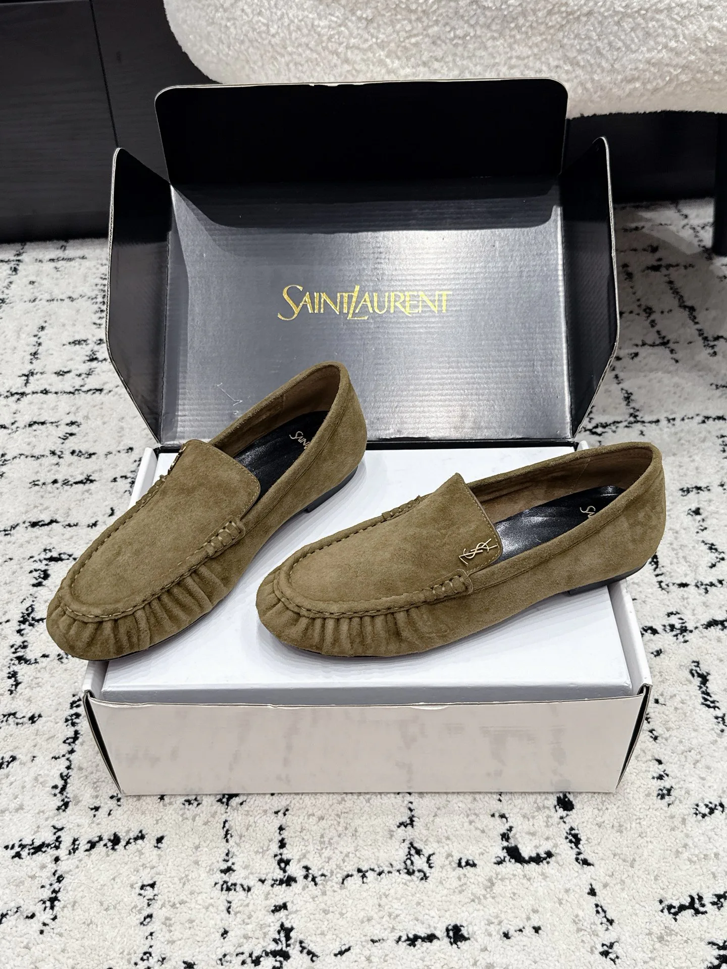 Women's Loafers And Moccasins SAINT LAURENT 17355744
