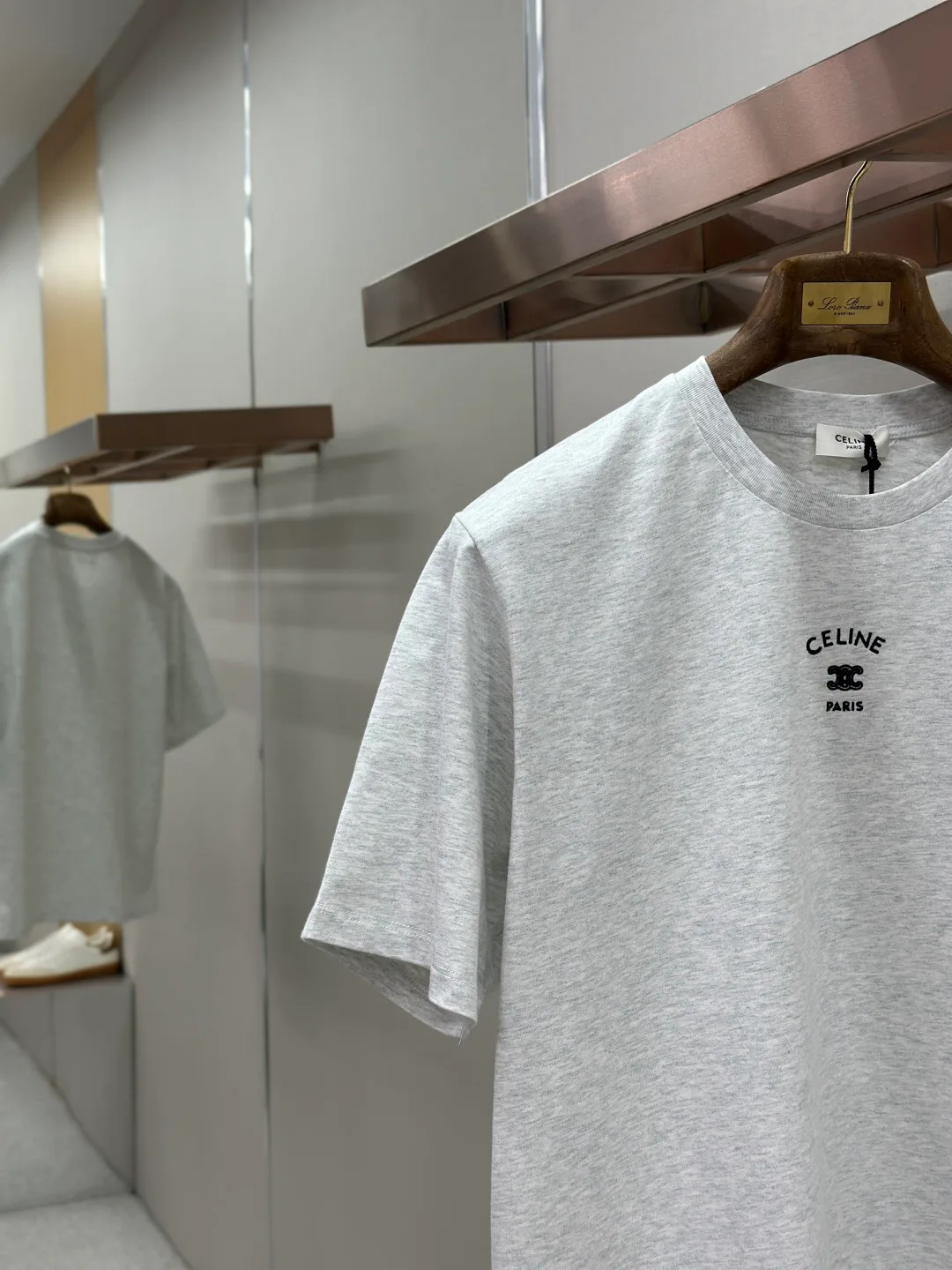 Women's T-Shirts CELINE 18191154