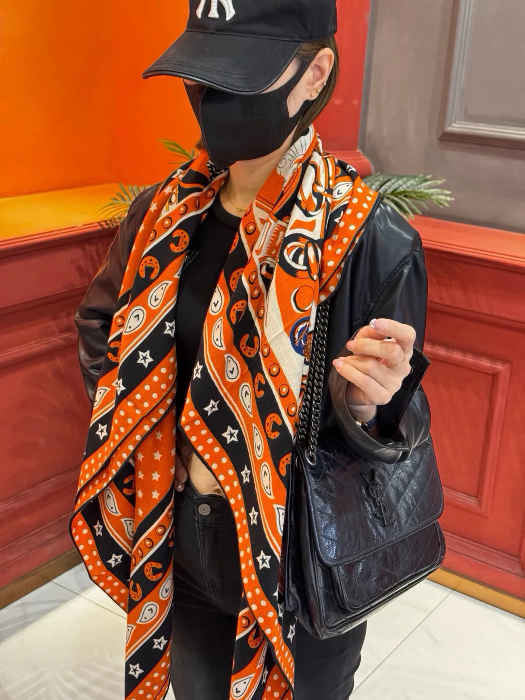 Silk Scarves HERMES 18322218
