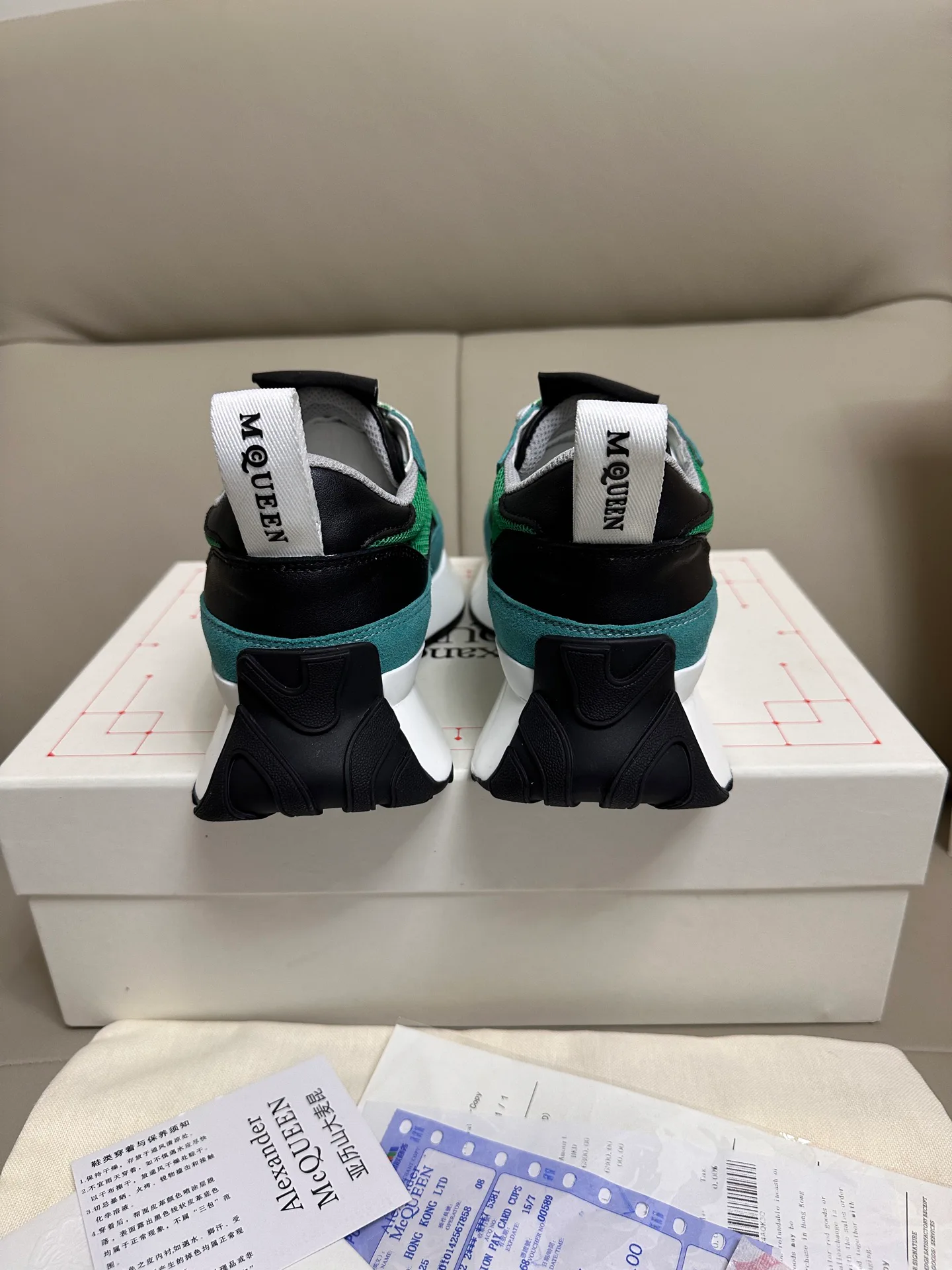 Кроссовки Женские Alexander Mcqueen 18616736