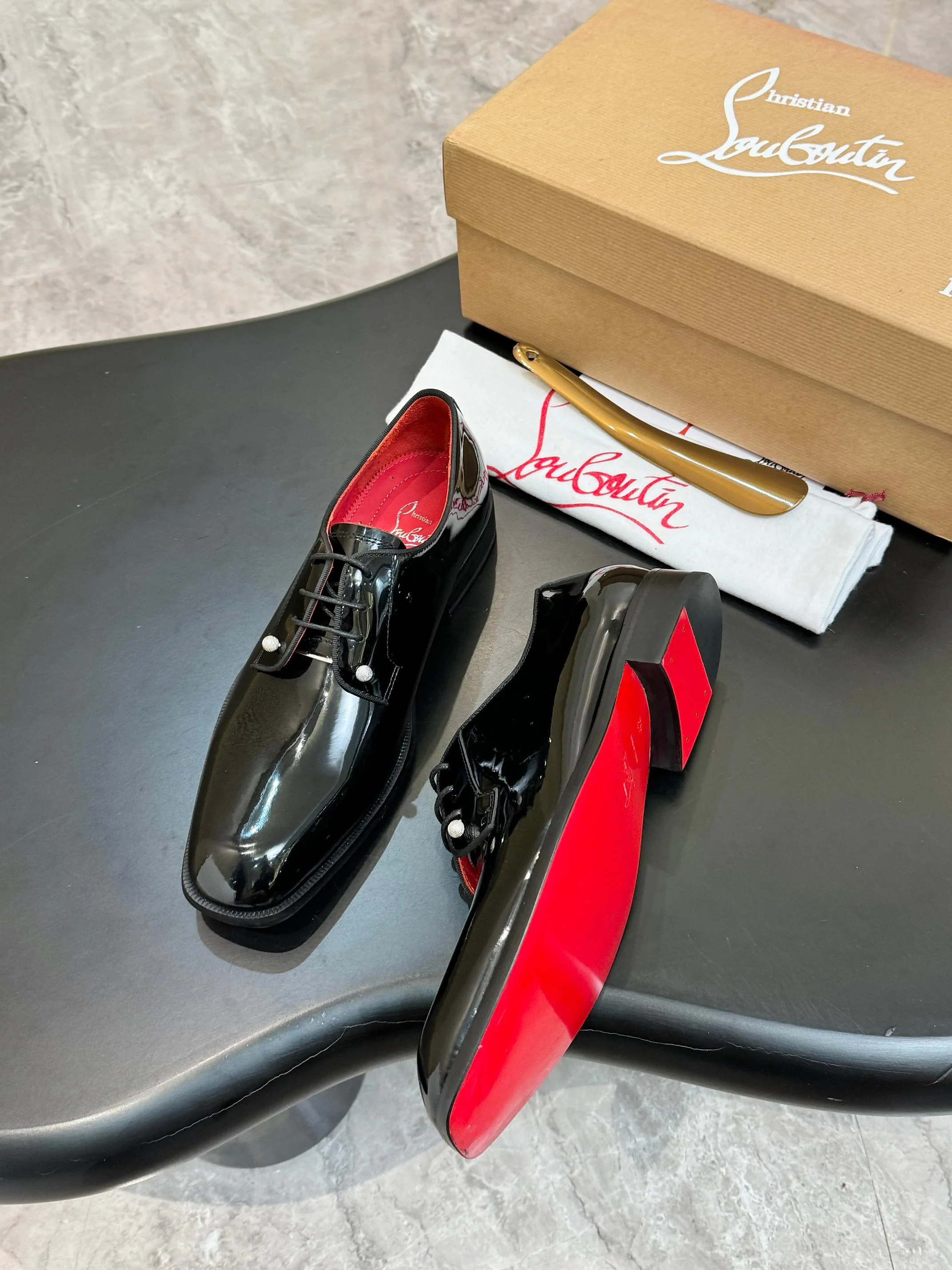 Men's Loafers And Dress Shoes CHRISTIAN LOUBOUTIN 18119101