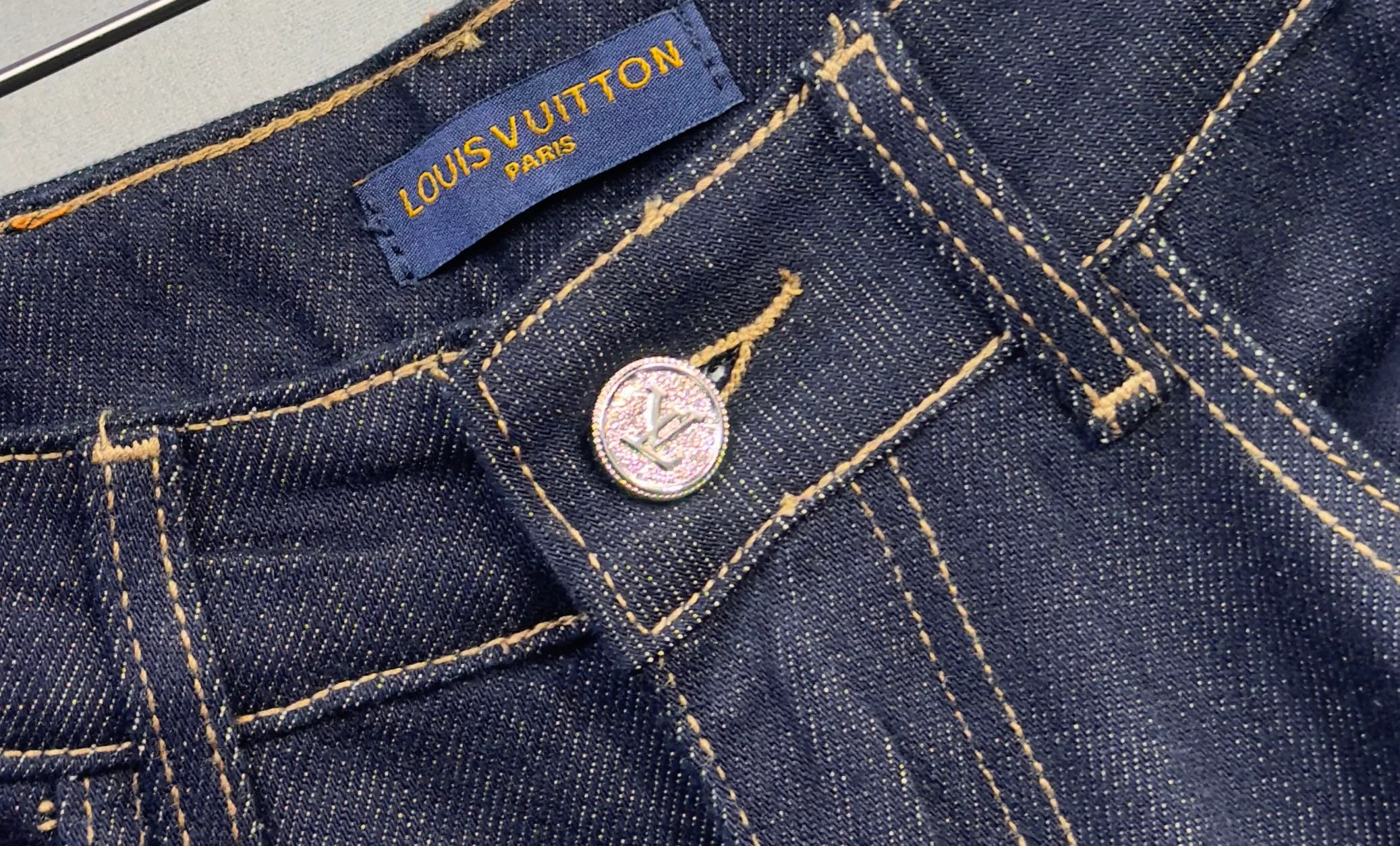 Men's Jeans LOUIS VUITTON 18098392