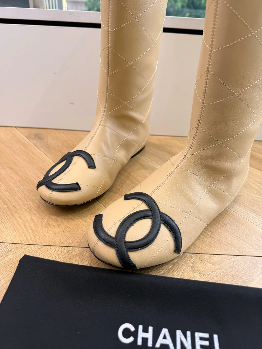 Women's Boots CHANEL 18053102
