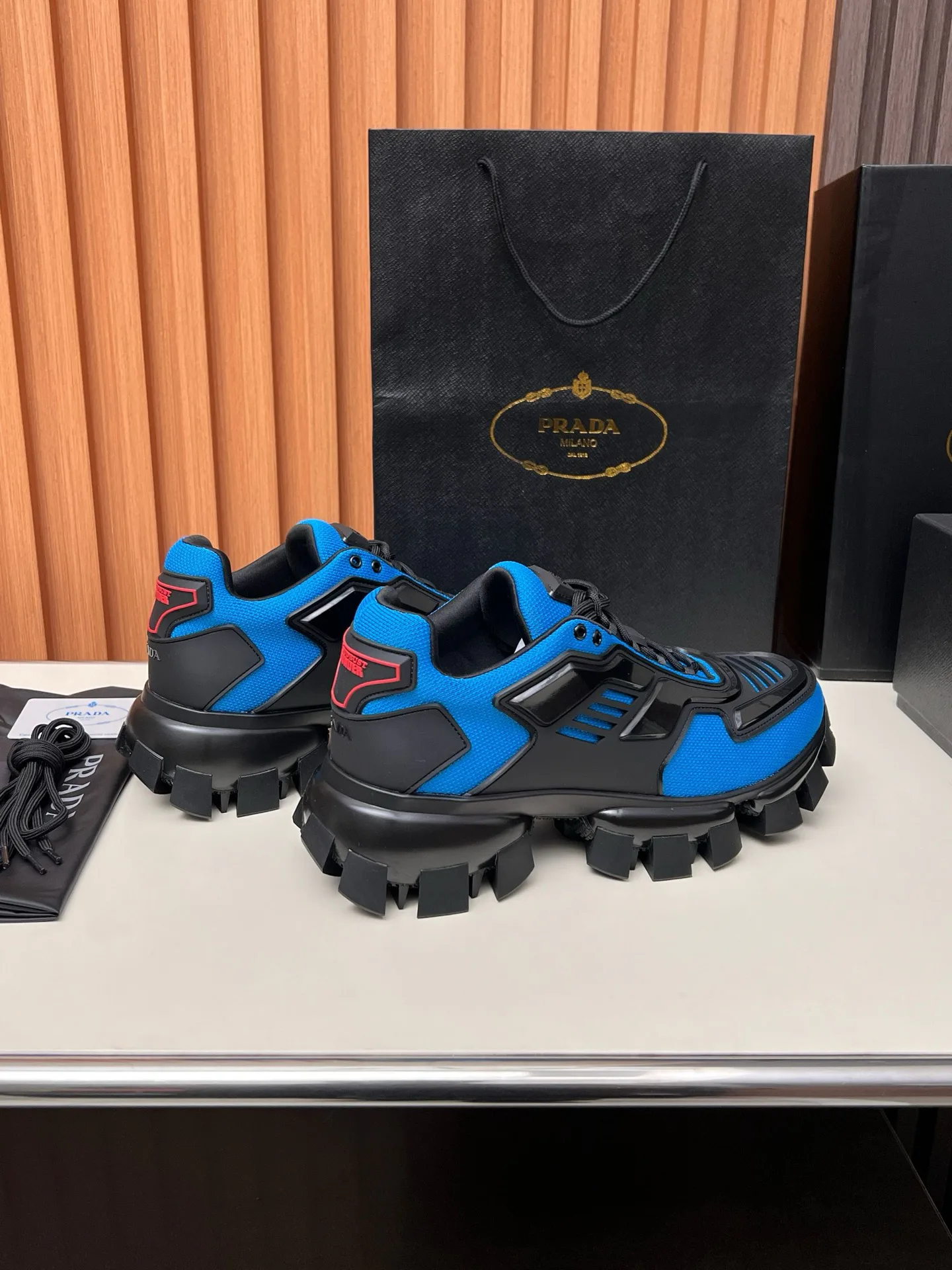 Women's Sneakers PRADA 17955141