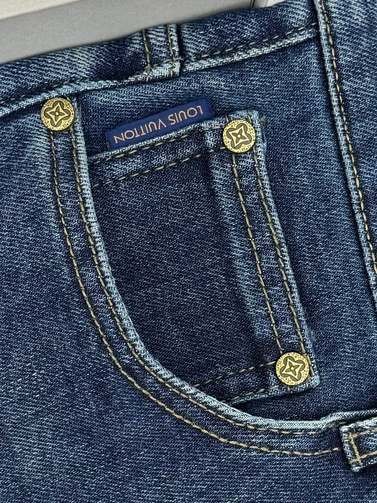Men's Jeans LOUIS VUITTON 18182562