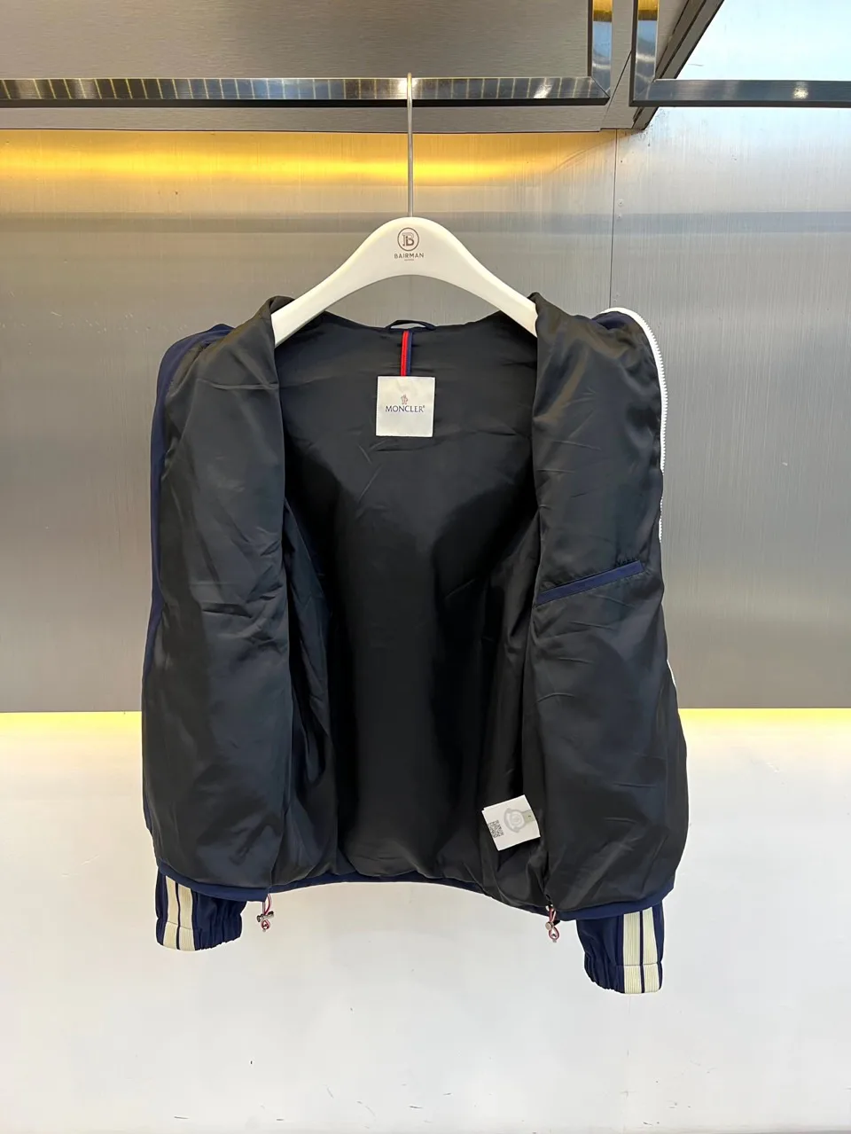Men's Jackets And Down Jackets MONCLER 18416773