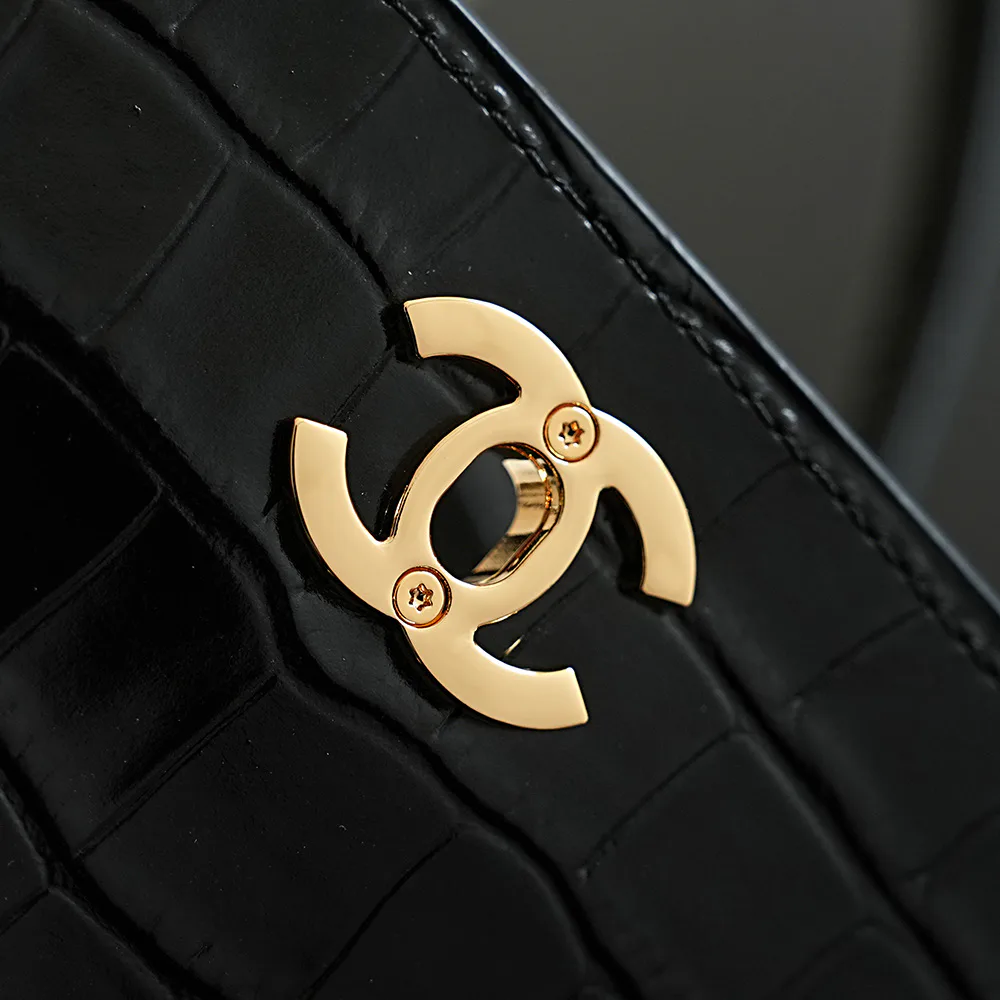 Классические Сумки Женские Chanel 18588803