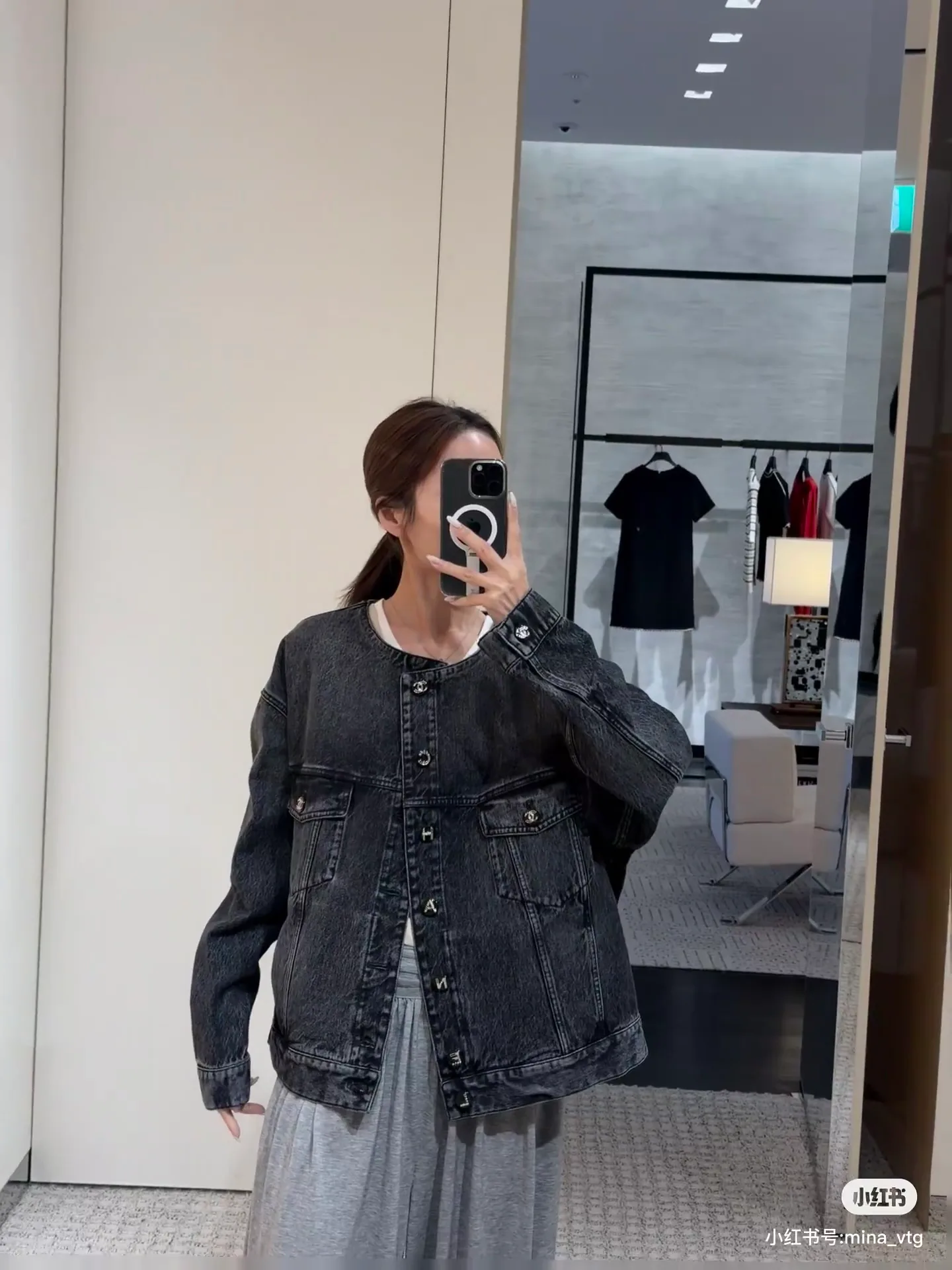 Women's Jackets And Down Jackets CHANEL 18112846