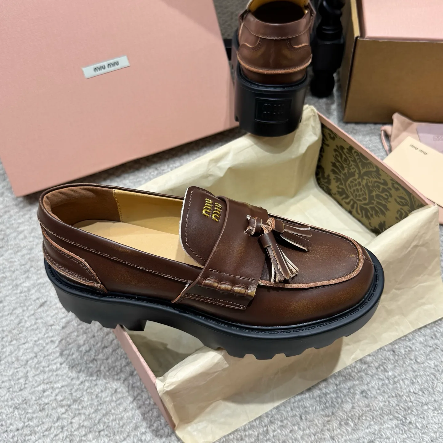 Women's Loafers And Moccasins MIU MIU 18337062