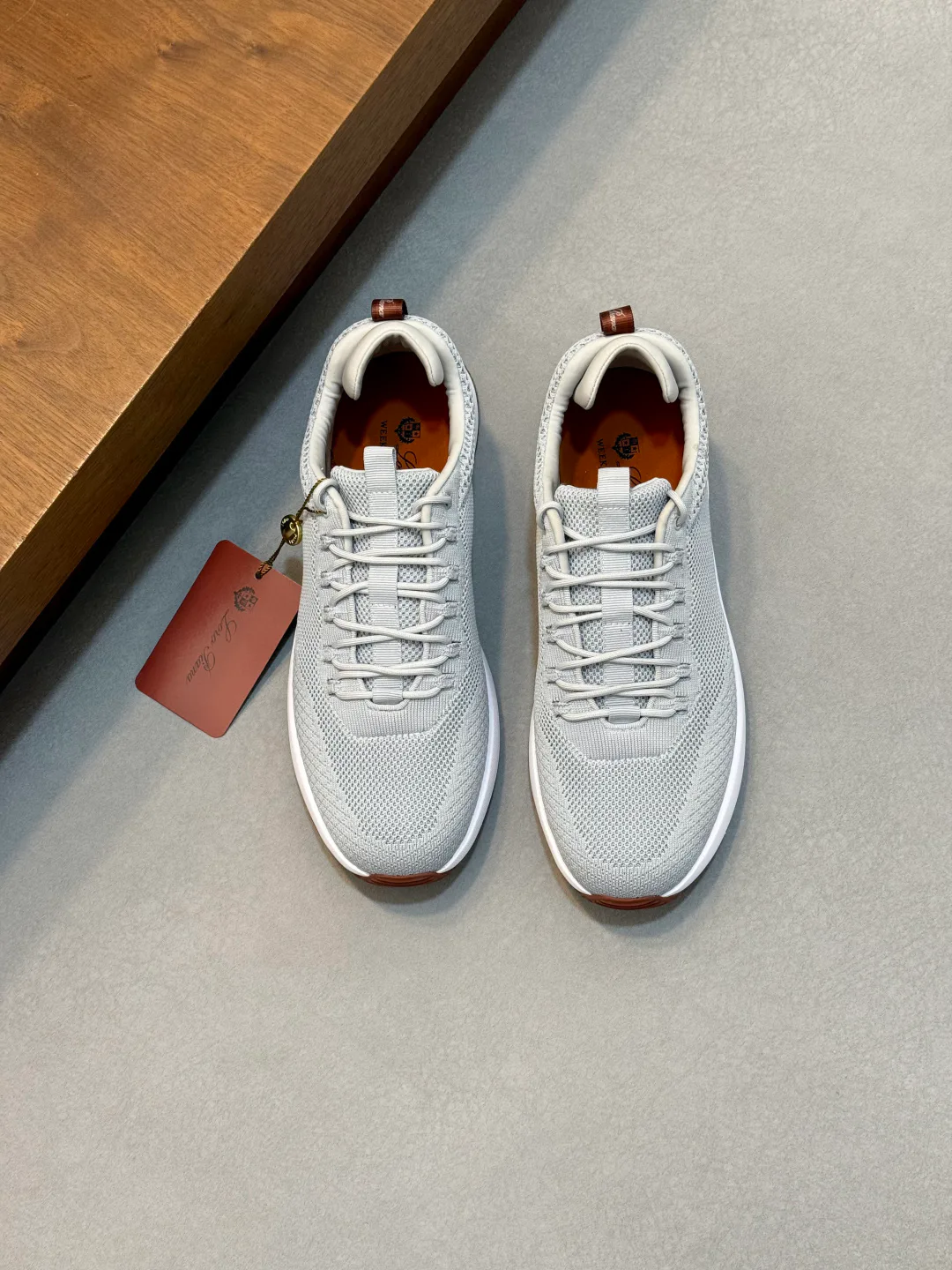 Men's Sneakers LORO PIANA 17830565